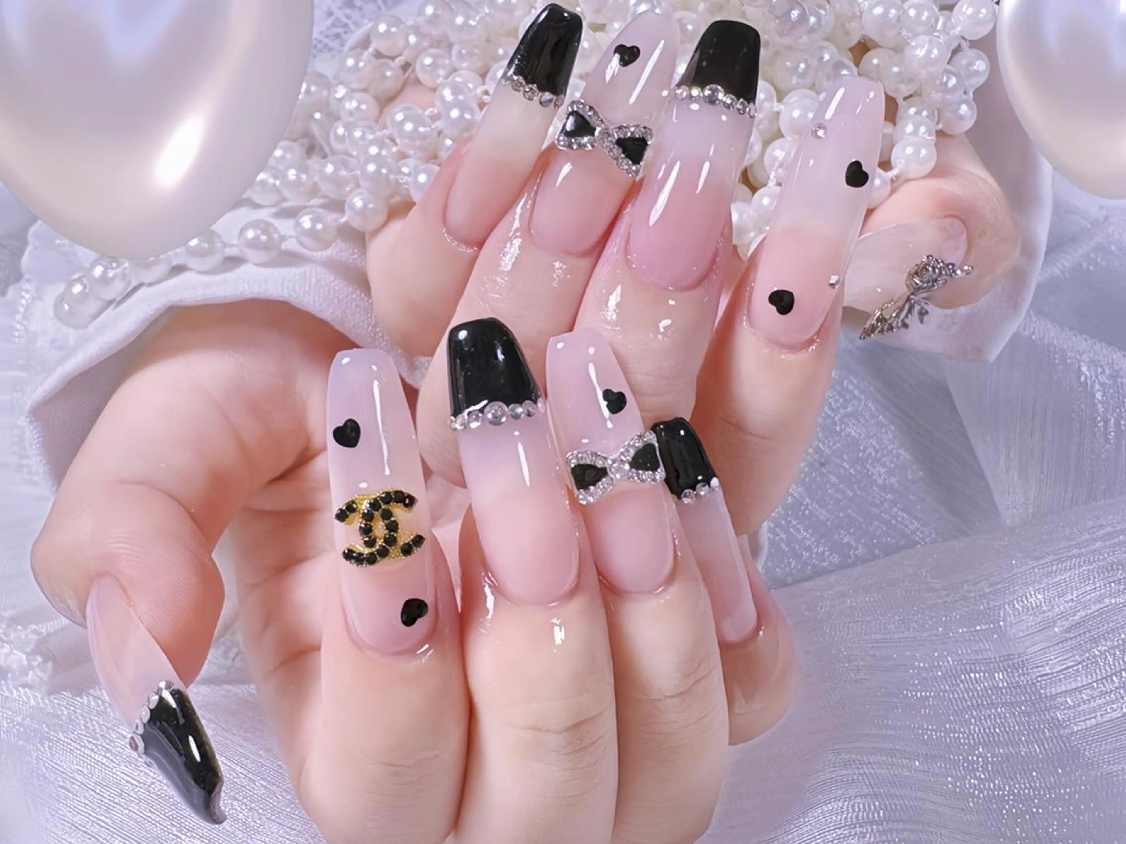 ネイル ✨Nora💫 ワンホンネイルのネイルデザイン