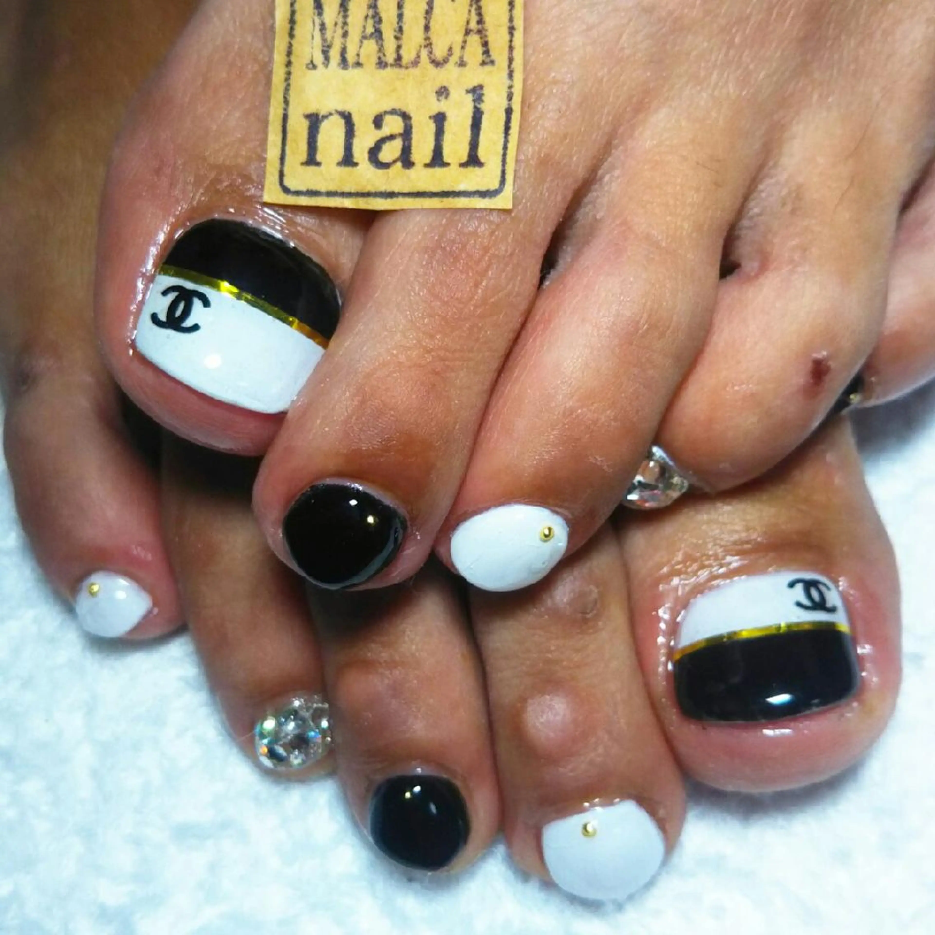 ネイル MALCAnail(マルカネイル)所属・荒木 莉奈のネイルデザイン