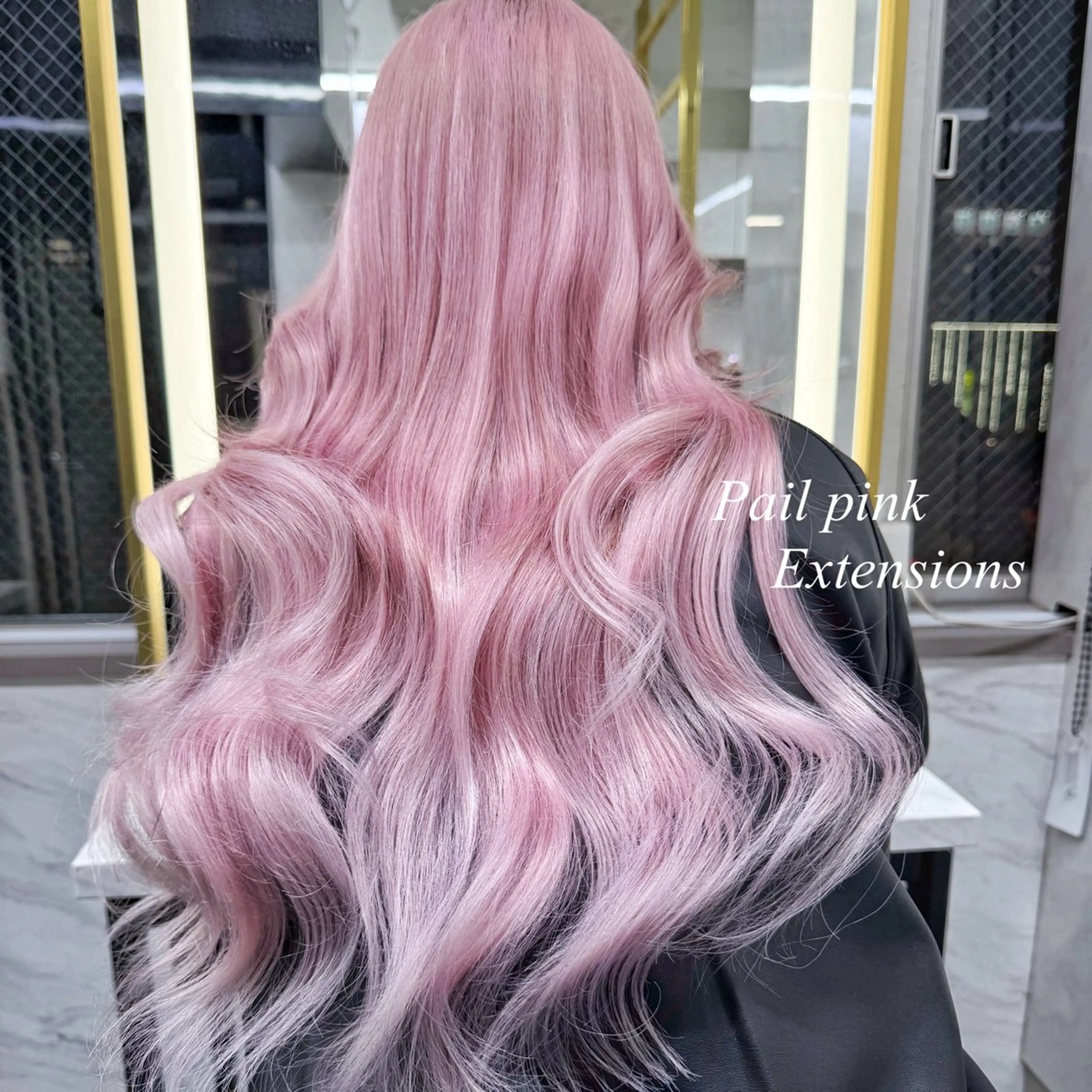 ロング カラー シールエクステ ハイトーンカラー エクステ ヘアカラー エクステ シールエクステ特化 ハイトーン、NANAのヘアスタイル