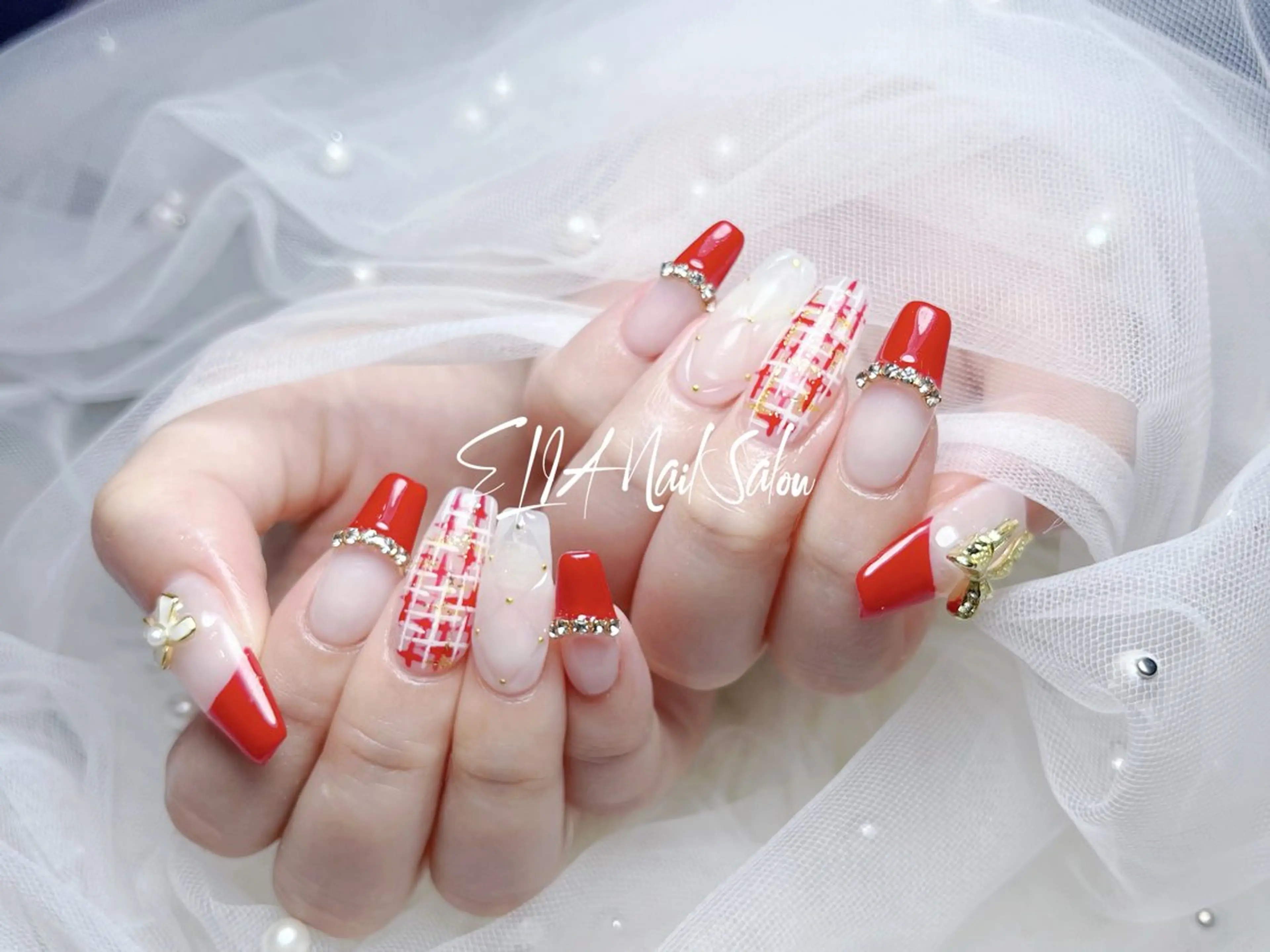 ミディアム ハンドネイル ハンドケア ELIA【エリア】 nailsalonのネイルデザイン