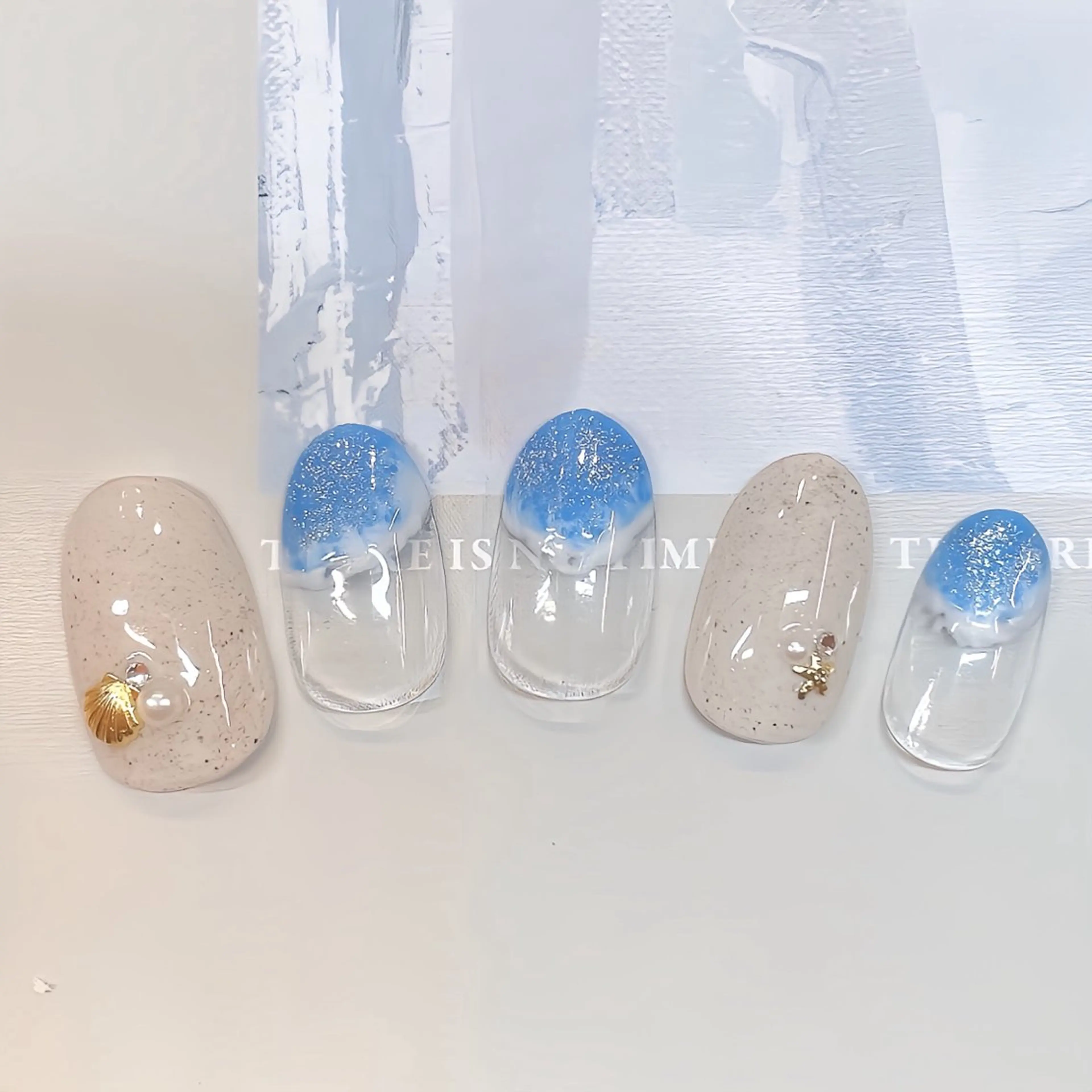 ネイル Aube Nail 佐藤のネイルデザイン