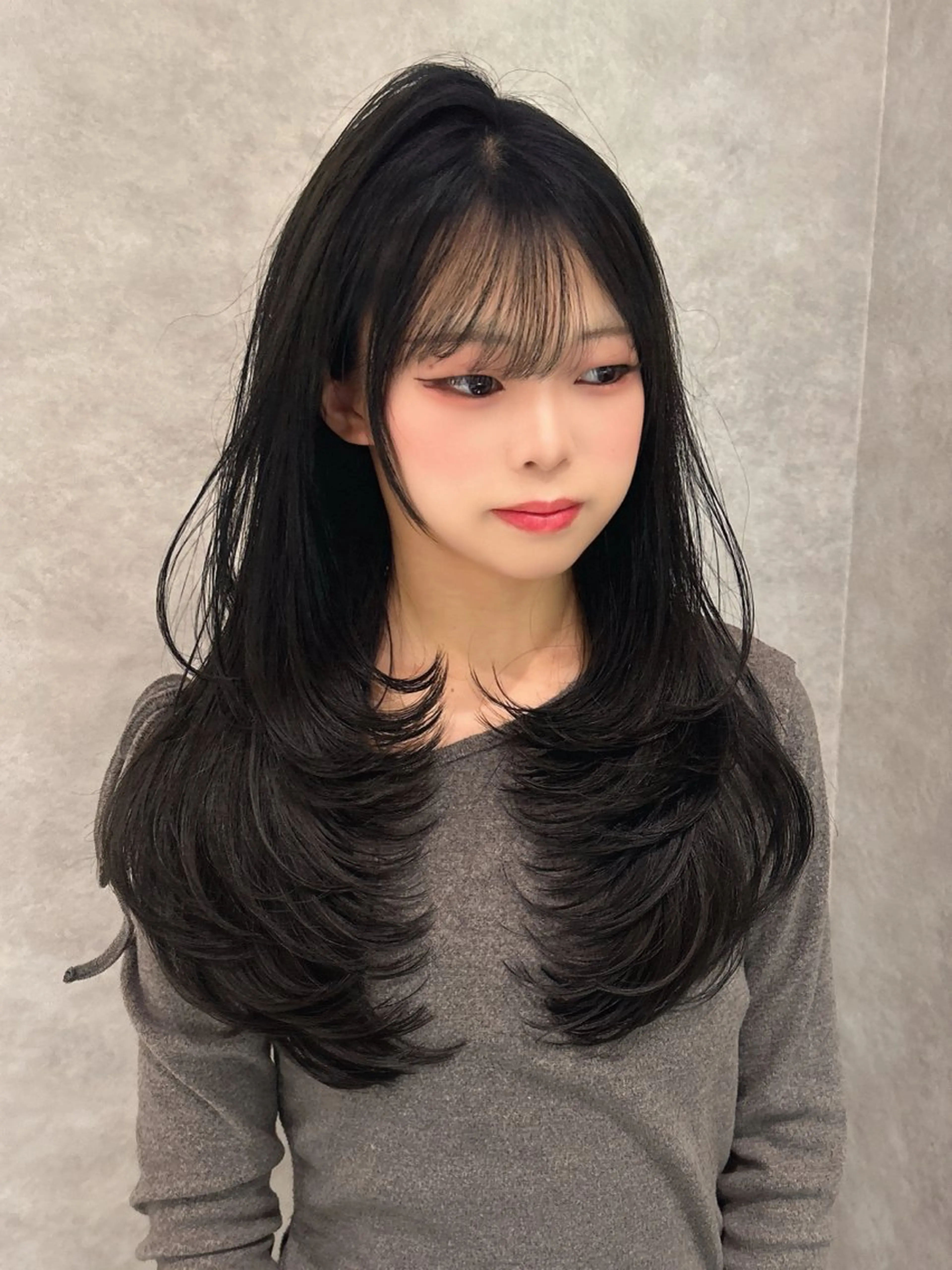 ロング ロングレイヤー レイヤーカット ロング カット 🥇KEN /レイヤー/艶カラーのヘアスタイル