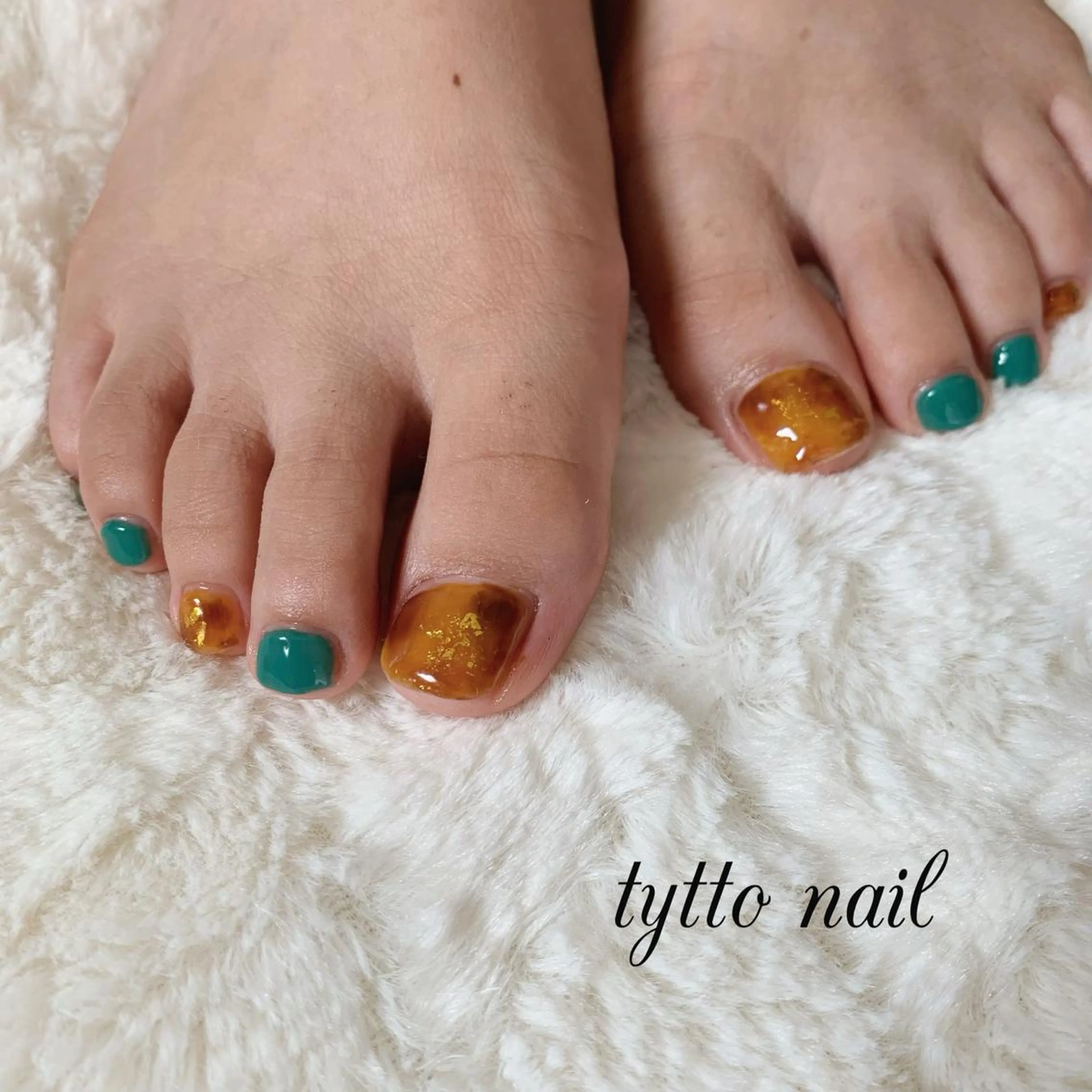ネイル べっ甲ネイル フットネイル ニュアンスネイル ワンカラーネイル フットネイル tytto nail ❤︎‪‪eri‪‪のネイルデザイン
