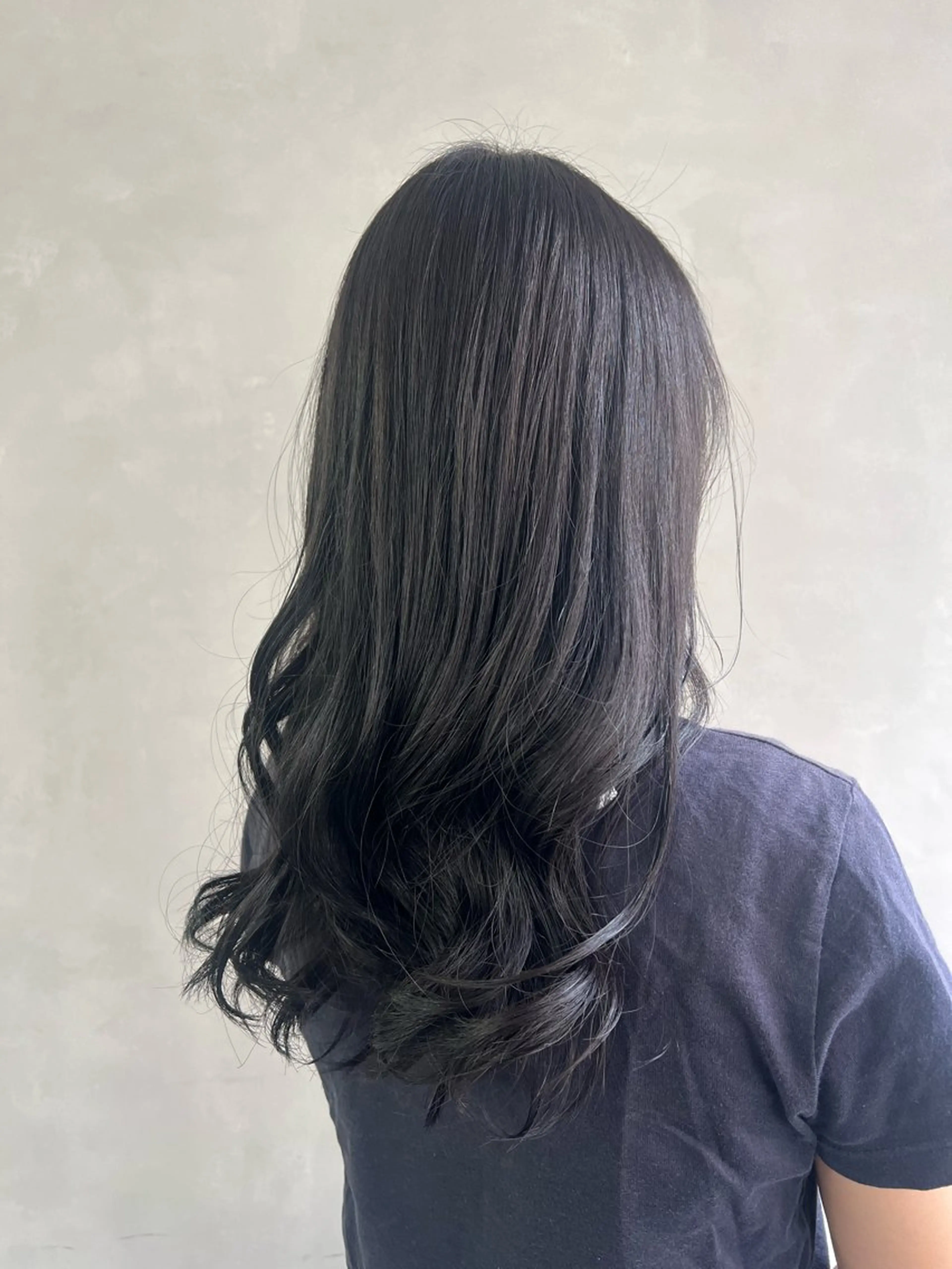 ロング カラー 柳川 瑠衣菜のヘアスタイル
