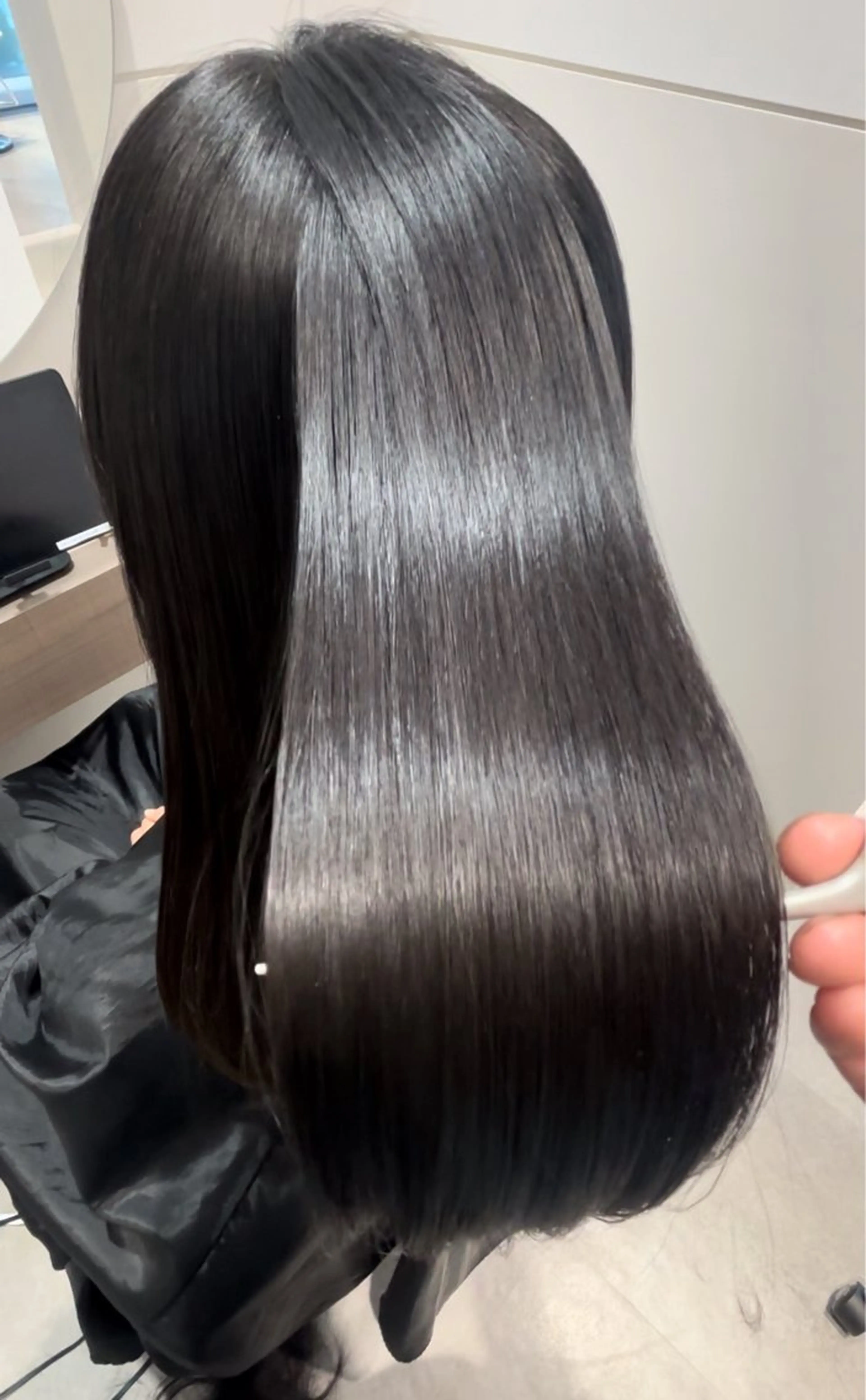 ロング カラー パーマ 髪質改善 トリートメント カット ヘアカラー 縮毛矯正 トリートメント 🍀最上級の美髪👑 髪質改善🍀英司のヘアスタイル