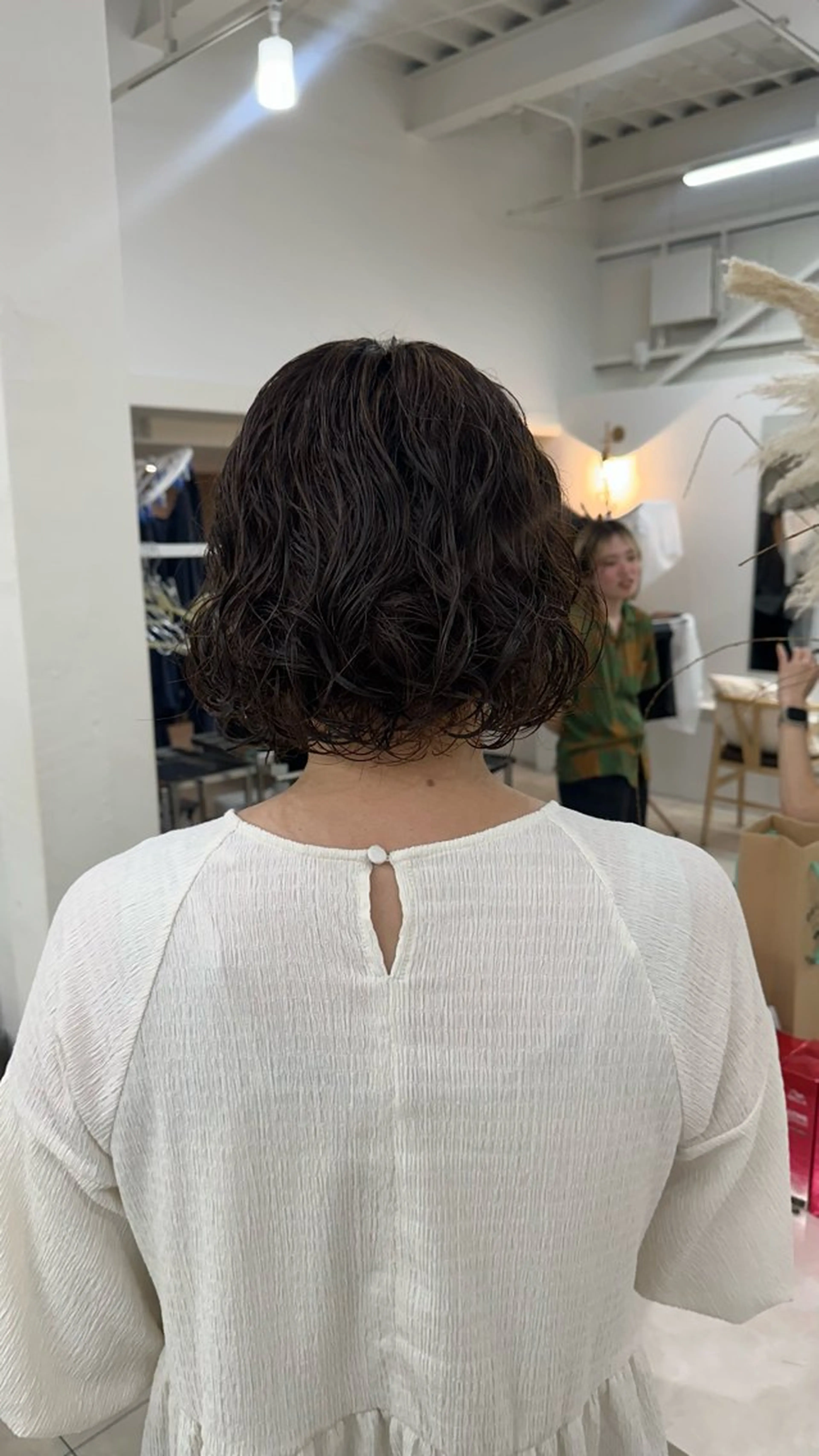 ミディアム パーマ パーマ nuian所属・平井 深優のヘアスタイル