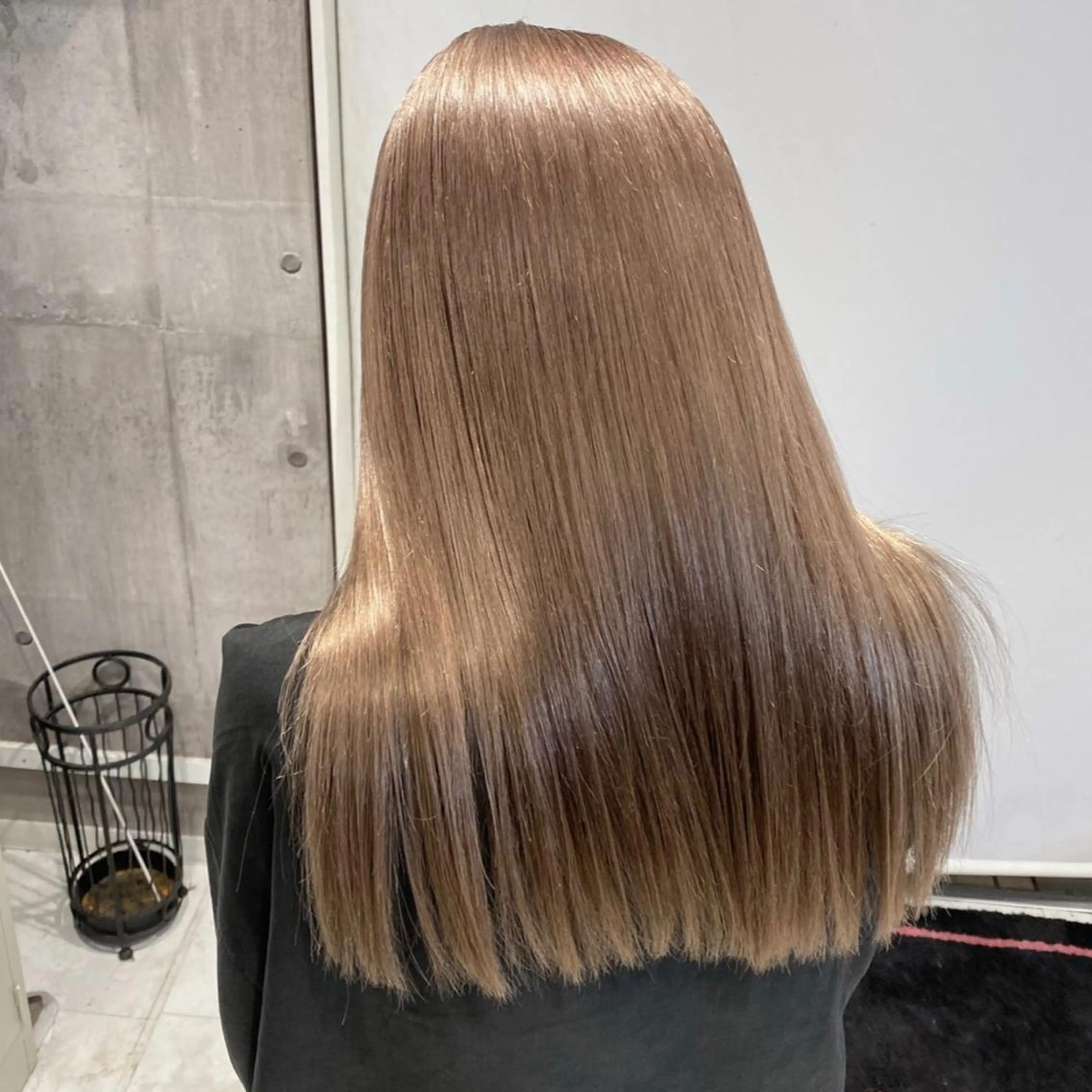 セミロング カラー ヘアアレンジ メンズ ヘアカラー トリートメント ヘアセット お悩み解決美容師 💐AMIのヘアスタイル