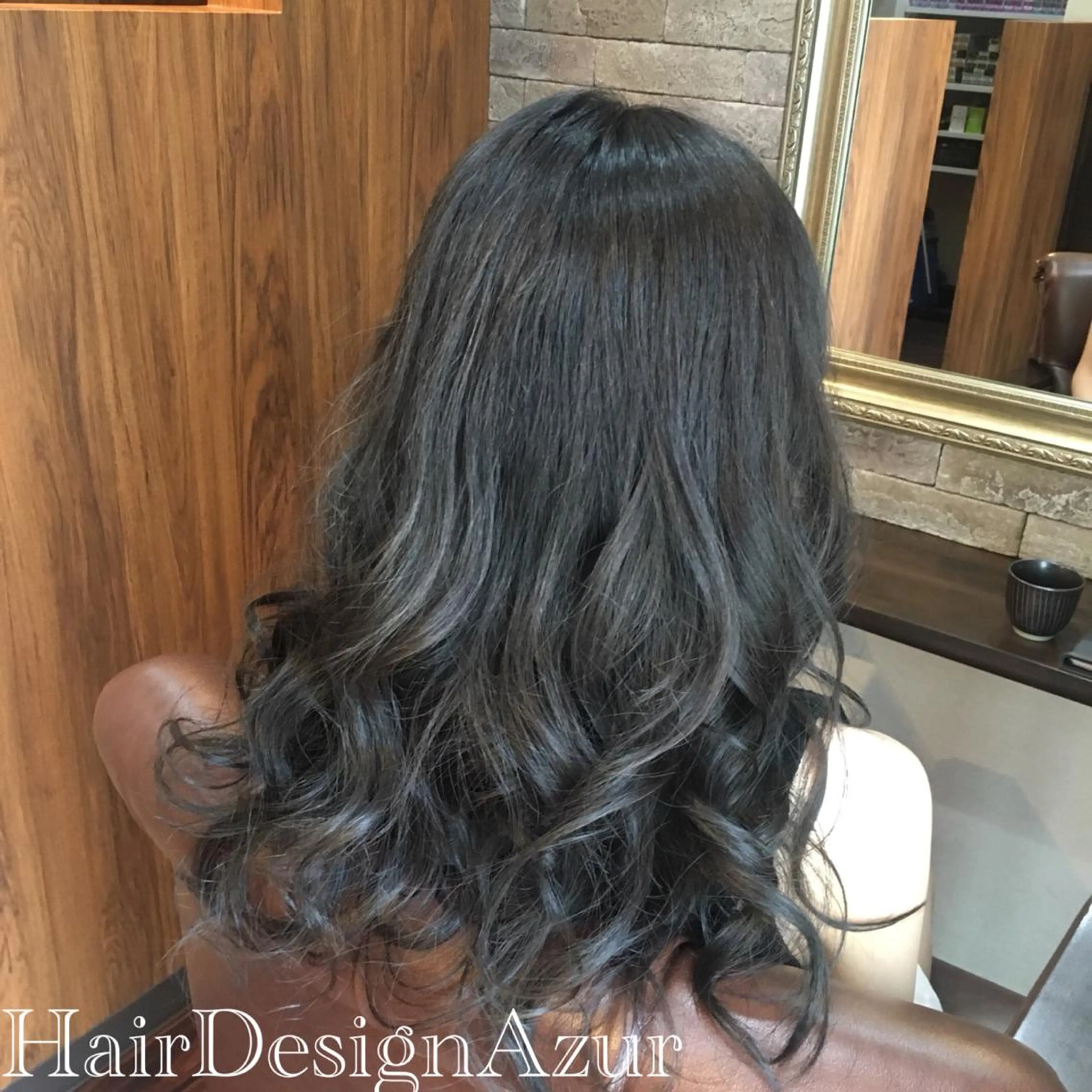 ロング カラー HairDesign Azurのヘアスタイル