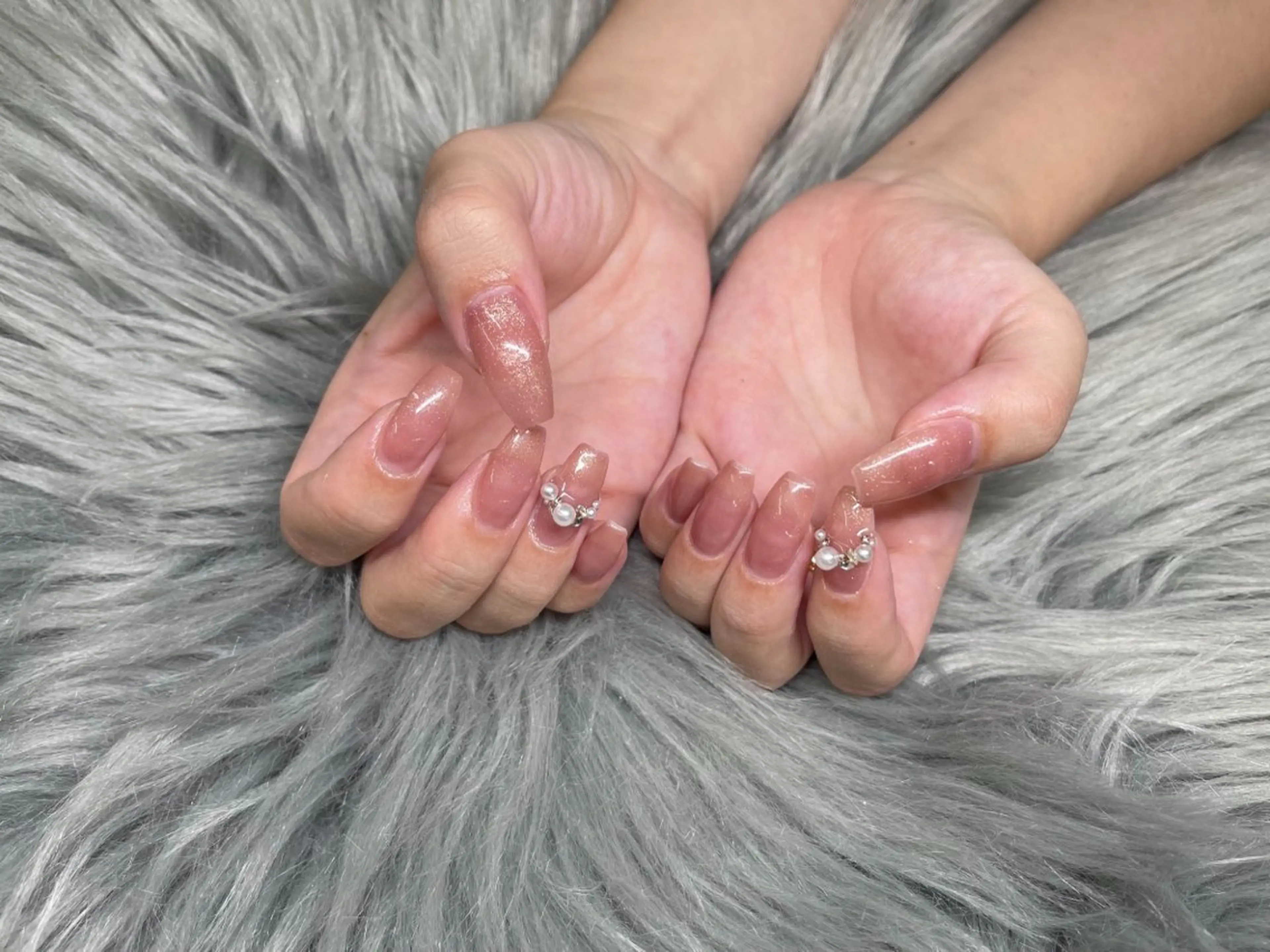 ネイル ハンドネイル フットネイル PEEKABOO京橋 EYE&NAILのマツエク・マツパデザイン