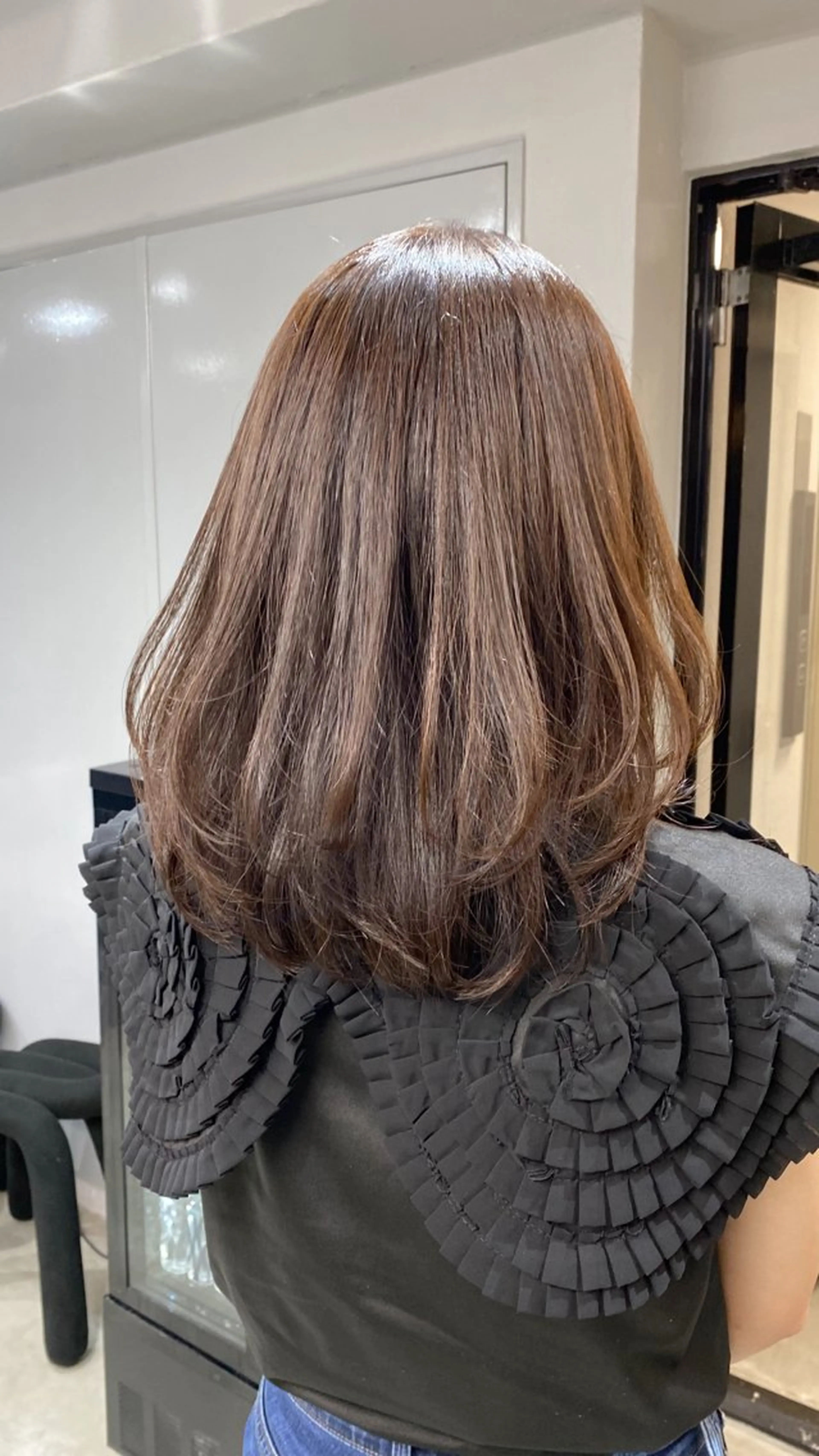 ミディアム カラー 透明感カラー ピンクカラー レイヤーカット カット ヘアカラー トリートメント 佐藤 侑哉のヘアスタイル