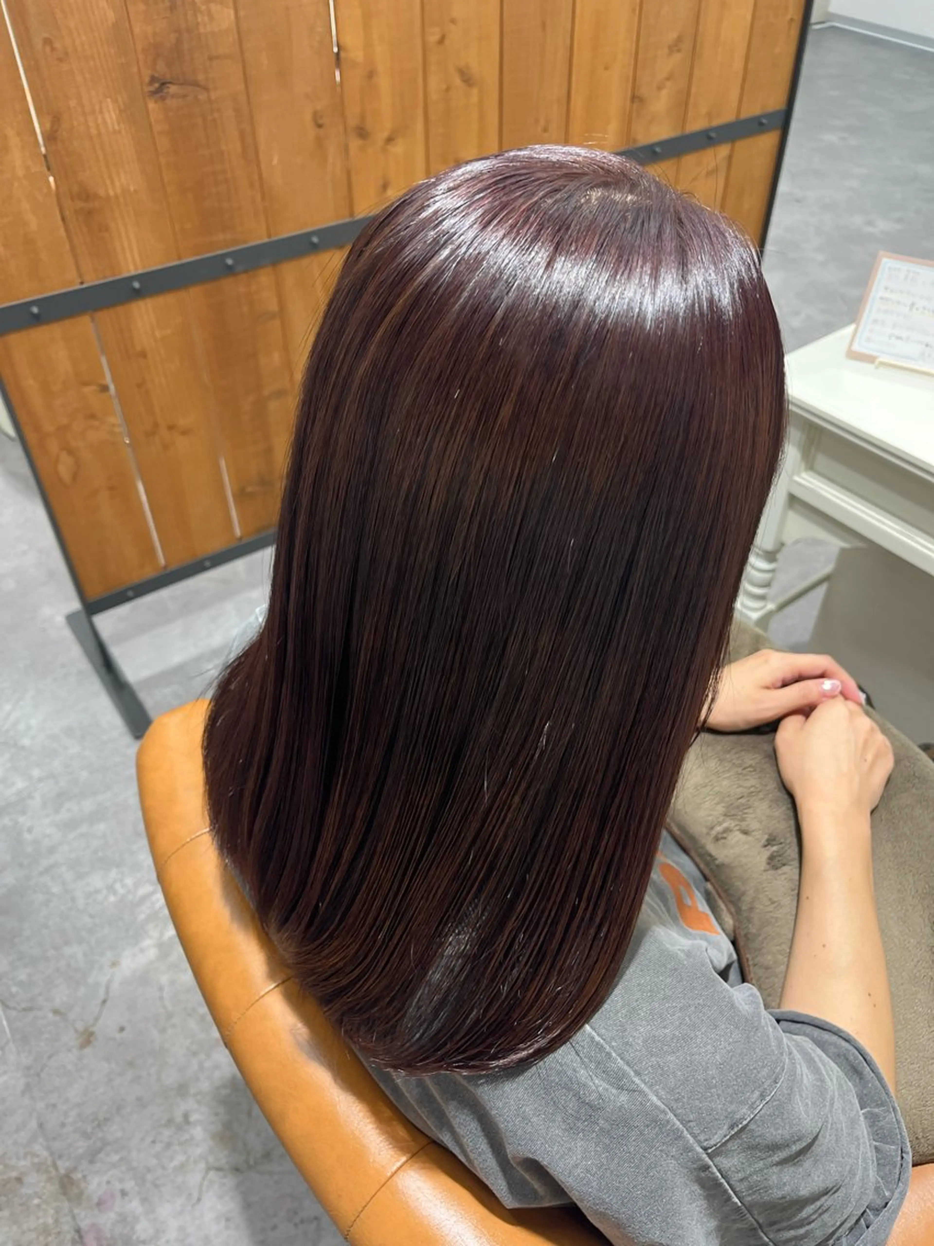 ロング カラー 縮毛矯正 cut&color nia所属・田口 夏鈴のヘアスタイル