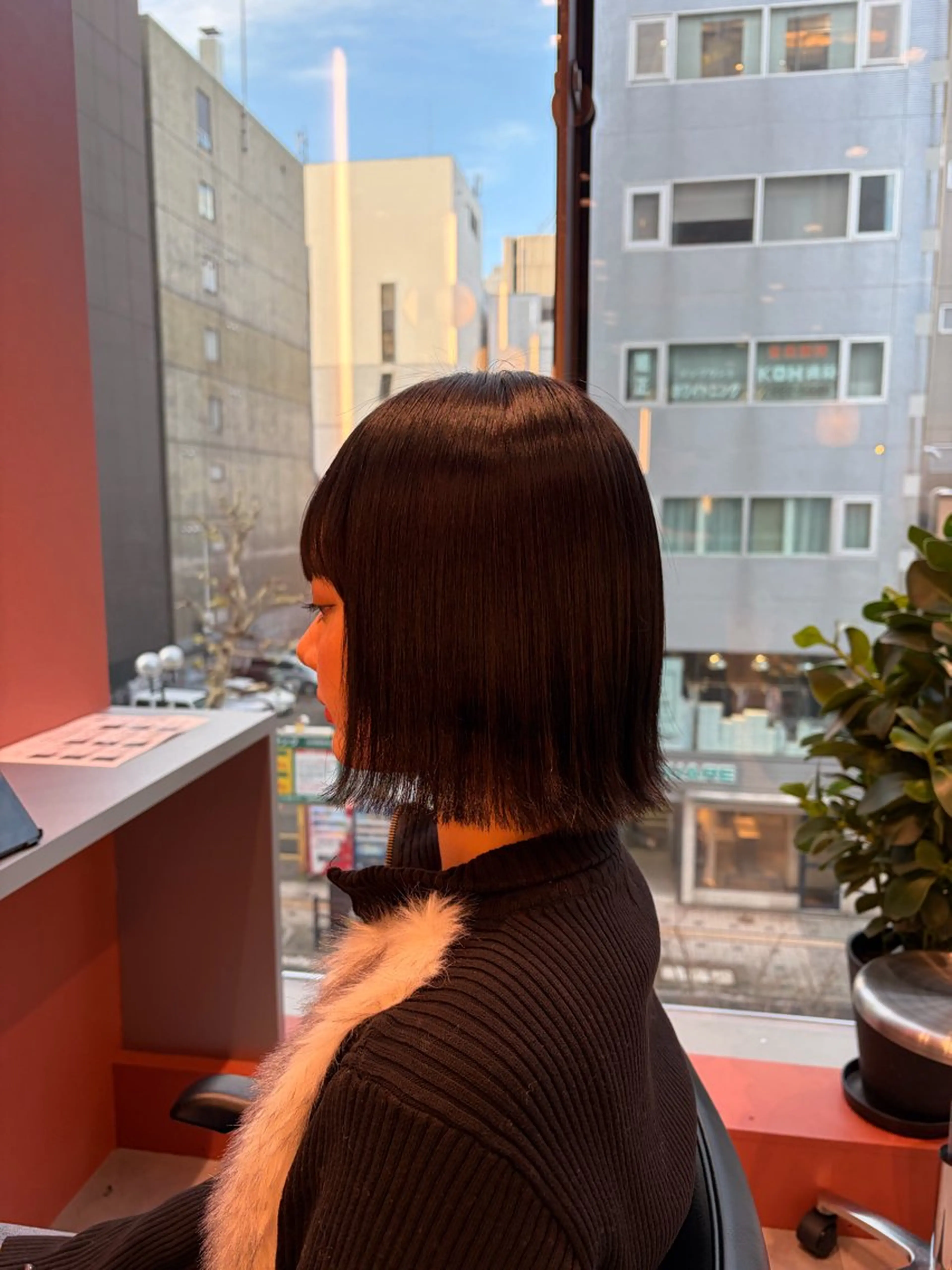 ショート ボブ カット ヘアカラー 🌈ハイトーン🌈 OKAGOのヘアスタイル