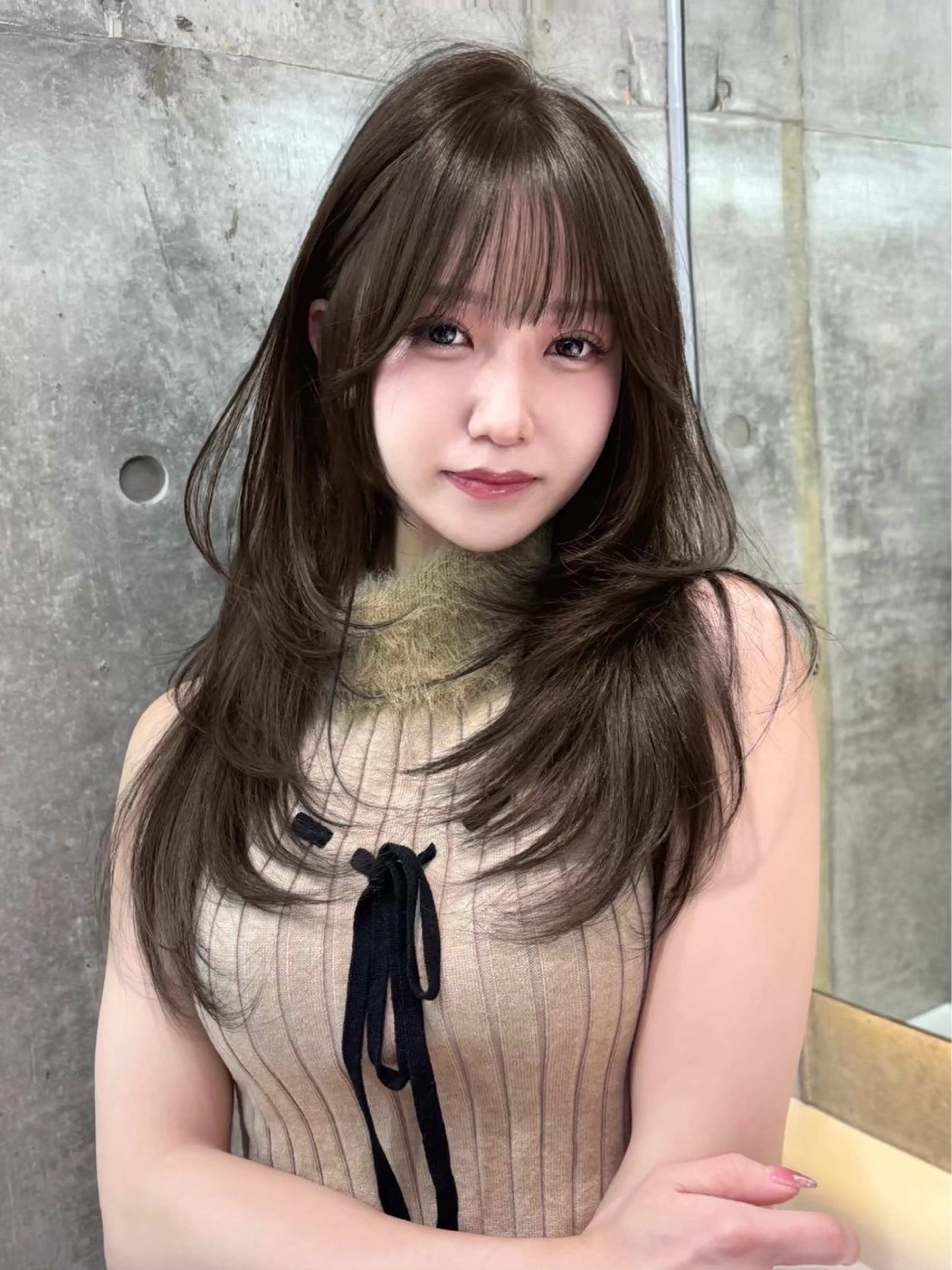 ロング カラー イウラ ショウヤのヘアスタイル