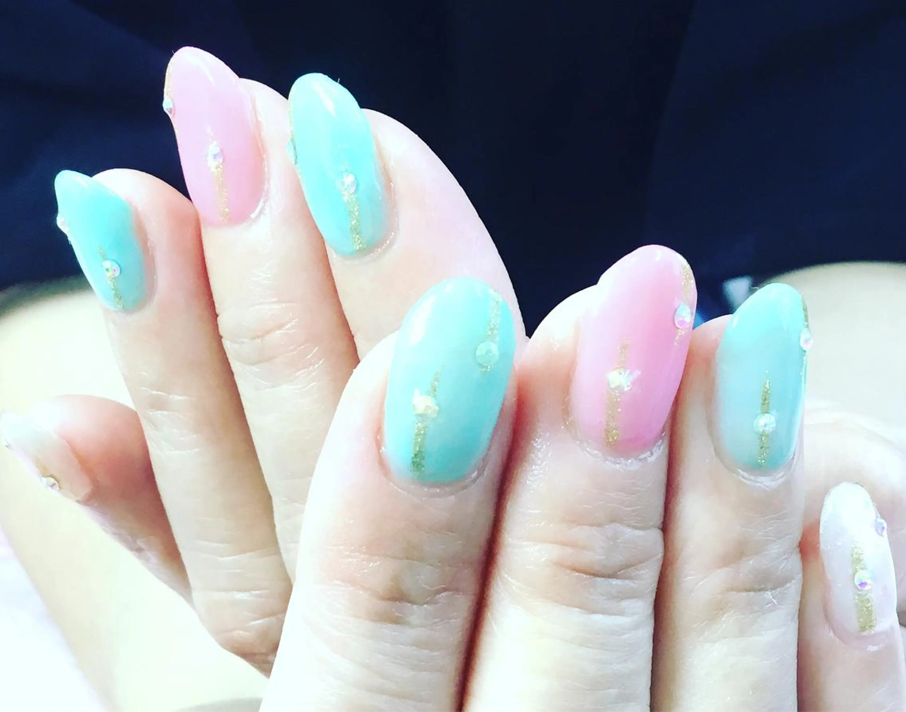 ネイル e.nail所属・和賀井 恵理のネイルデザイン