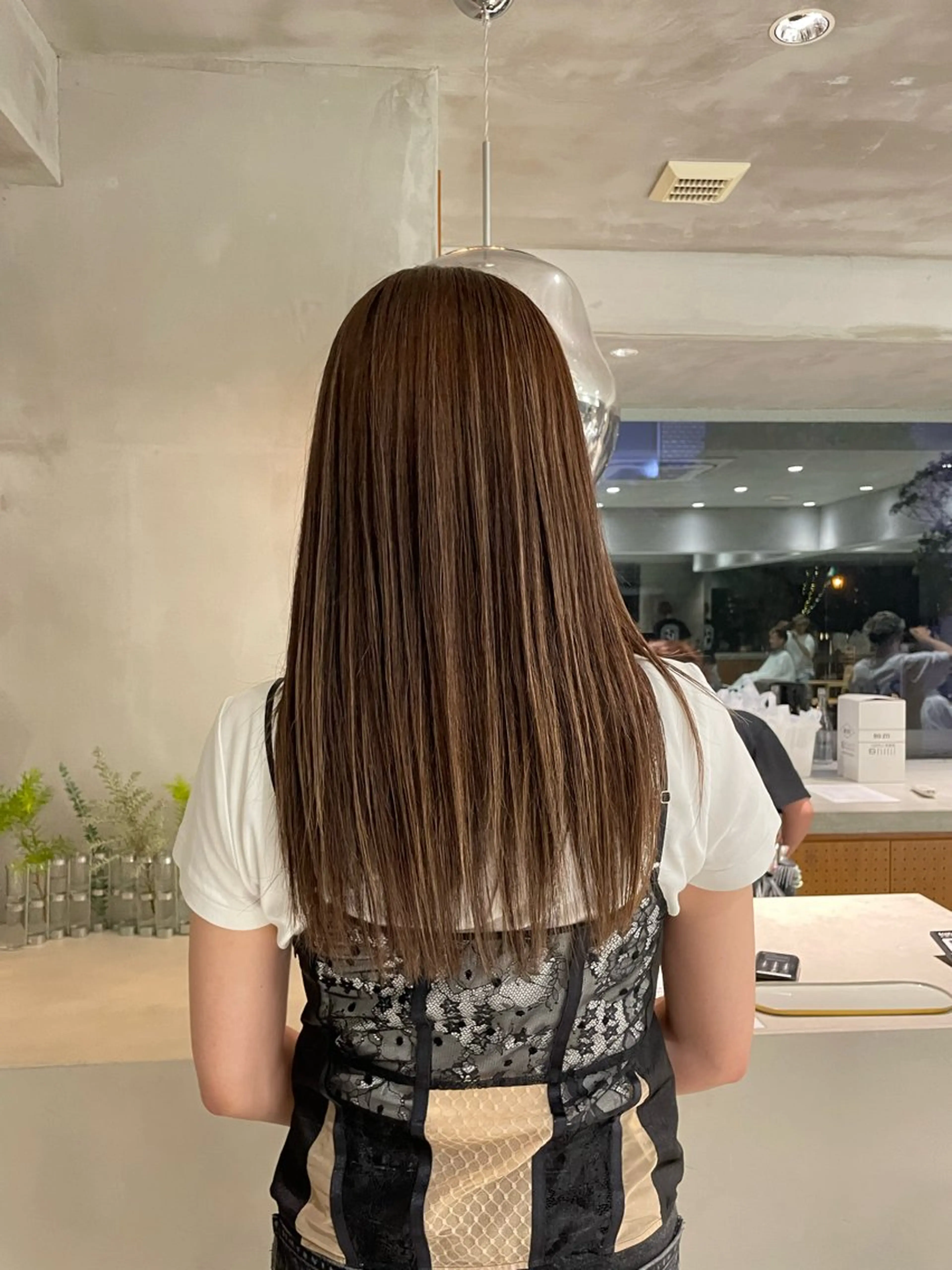 ロング カラー 頼金 愛海のヘアスタイル