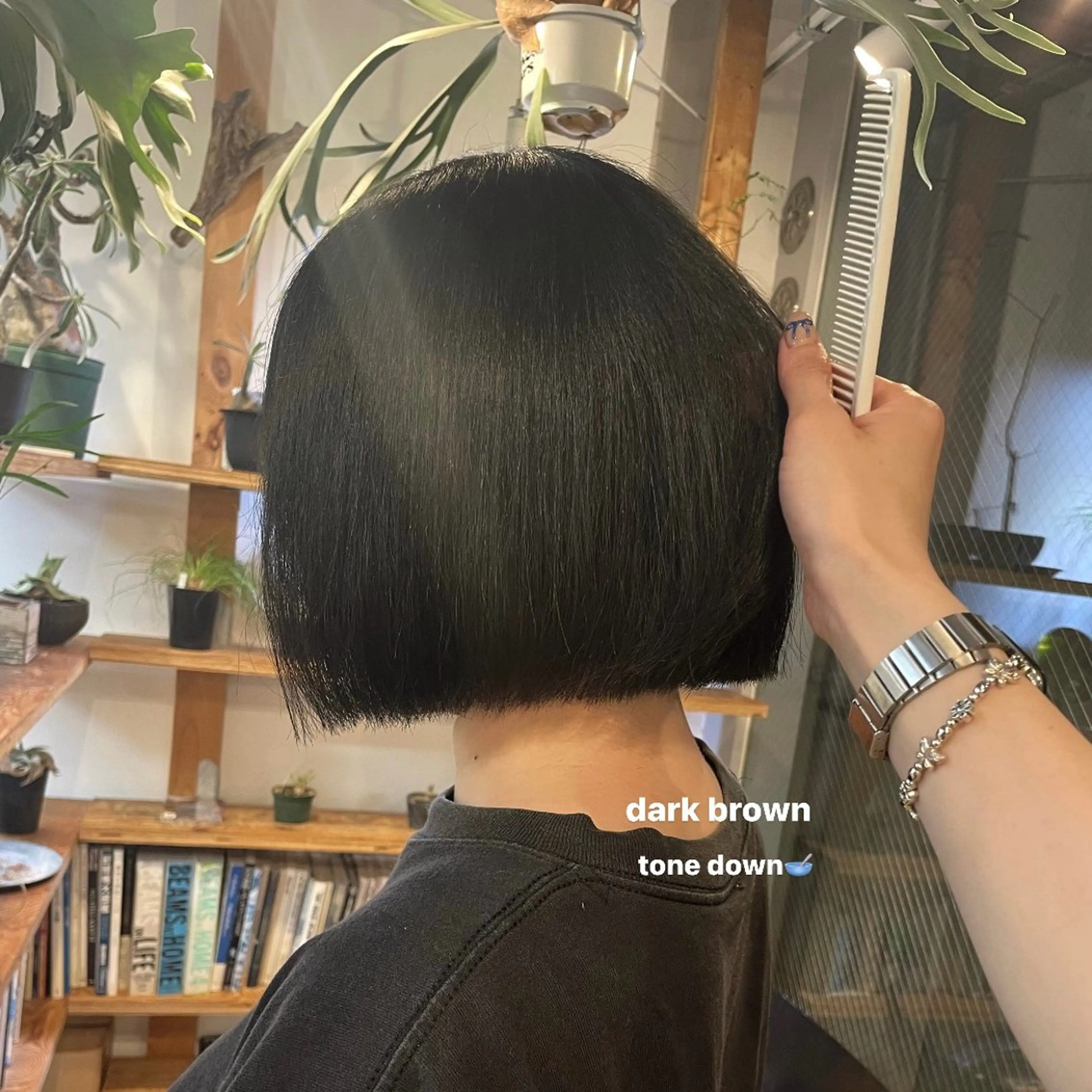 カラー beni yumikoのヘアスタイル