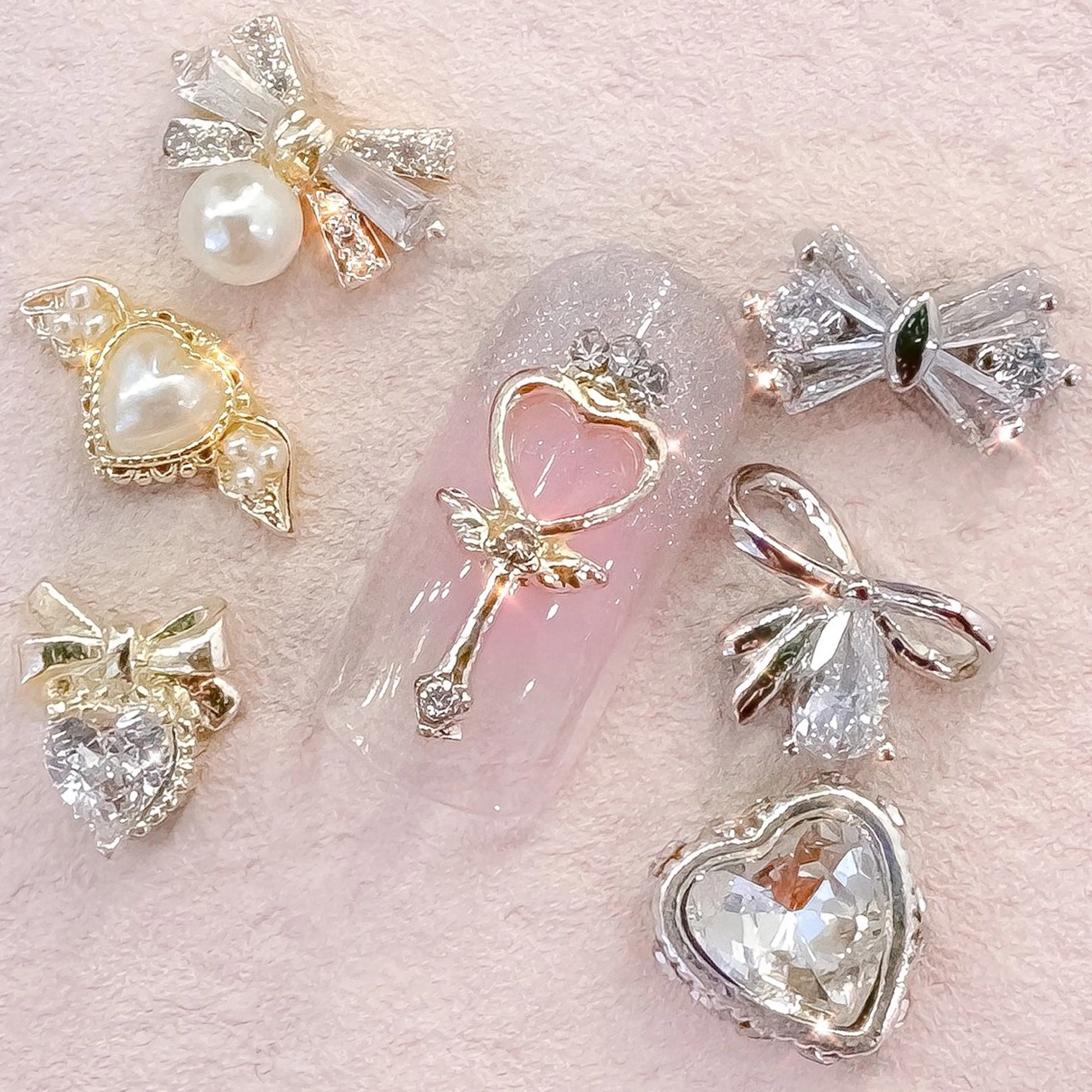 ネイル mew mew NAIL & EYEのマツエク・マツパデザイン