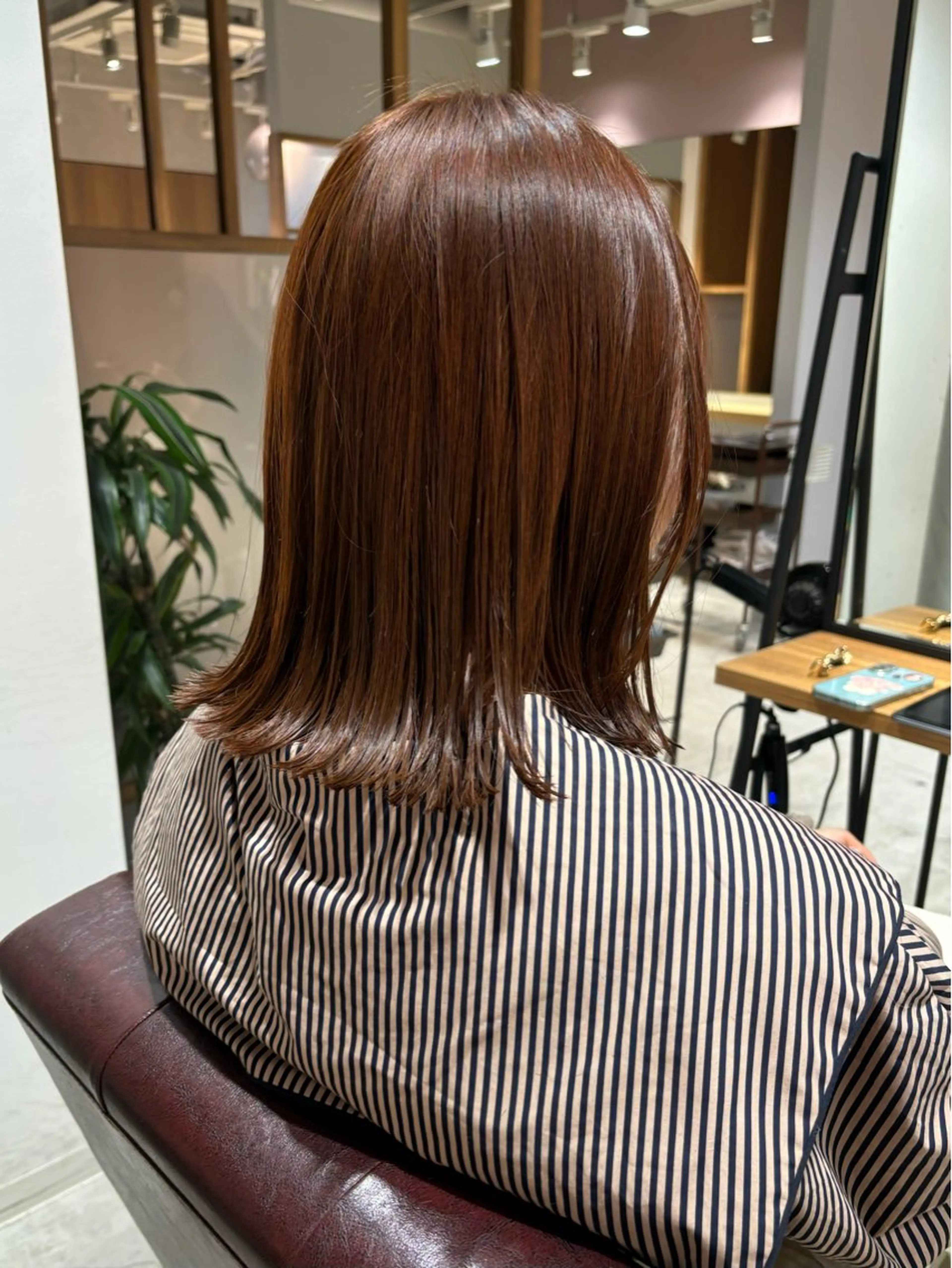 ミディアム カラー カット ヘアカラー トリートメント mei｜顔まわり ×透明感カラーのヘアスタイル