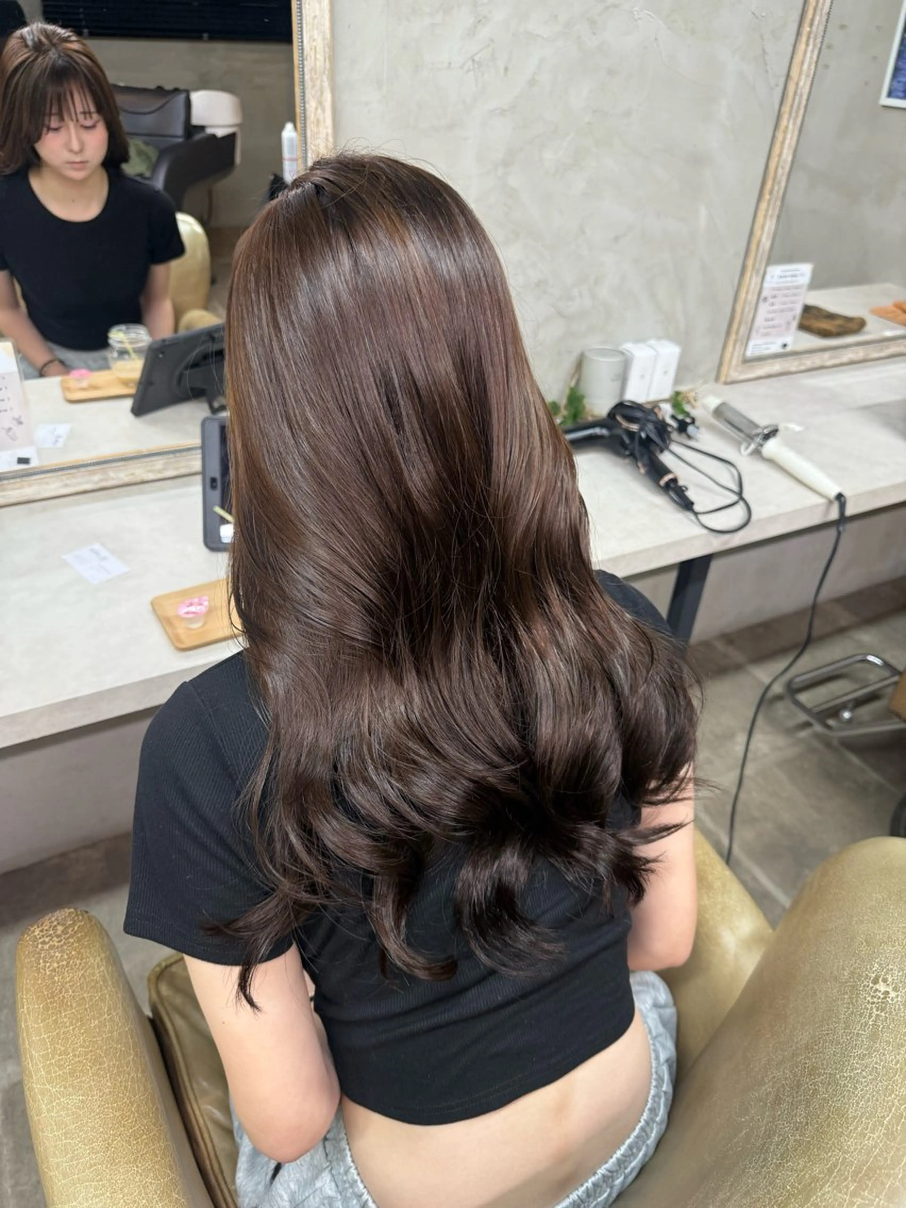 ロング カラー ヘアカラー トリートメント Blast Erikaのヘアスタイル
