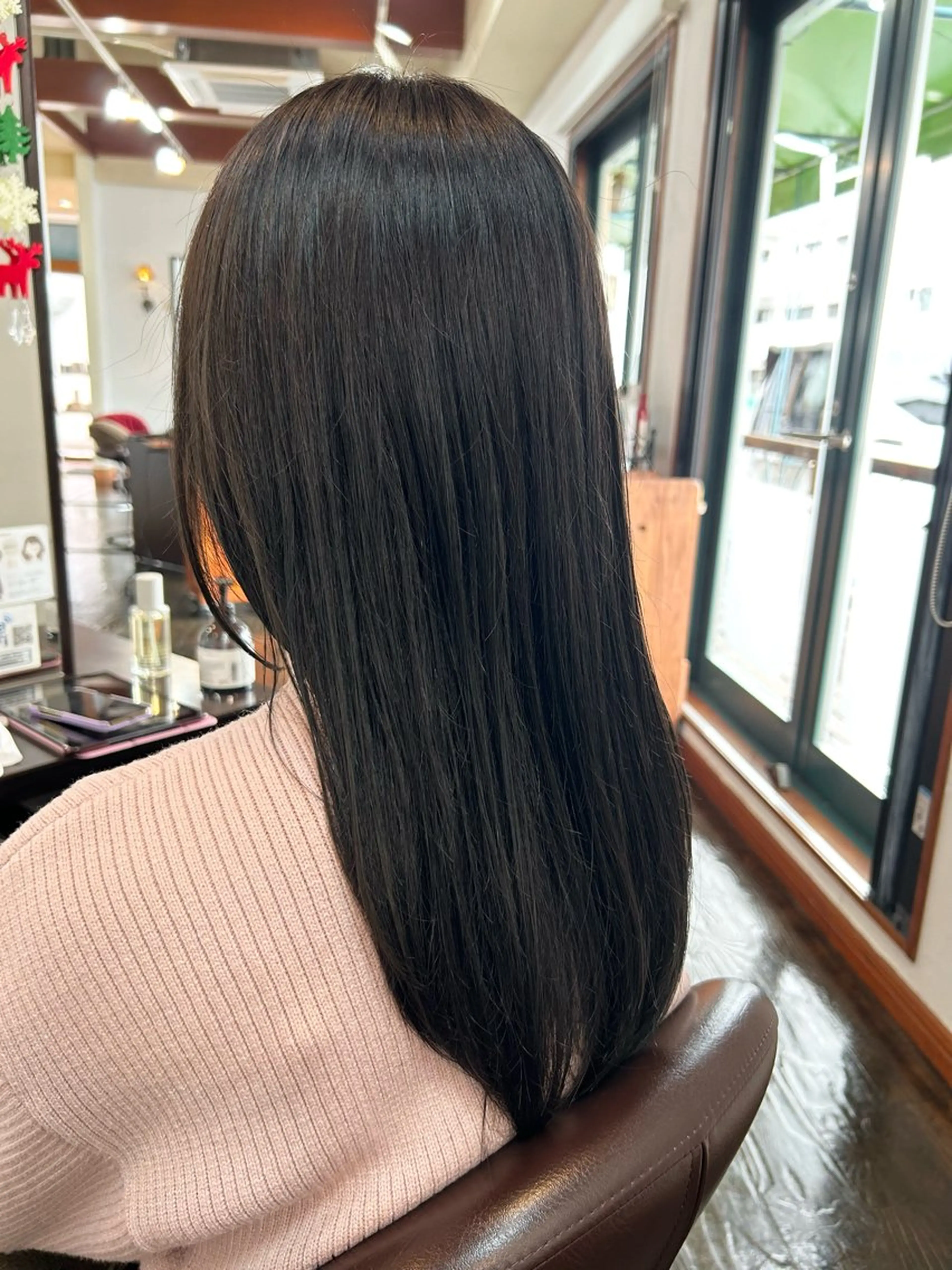カラー アッシュ 坂本 瑞季のヘアスタイル