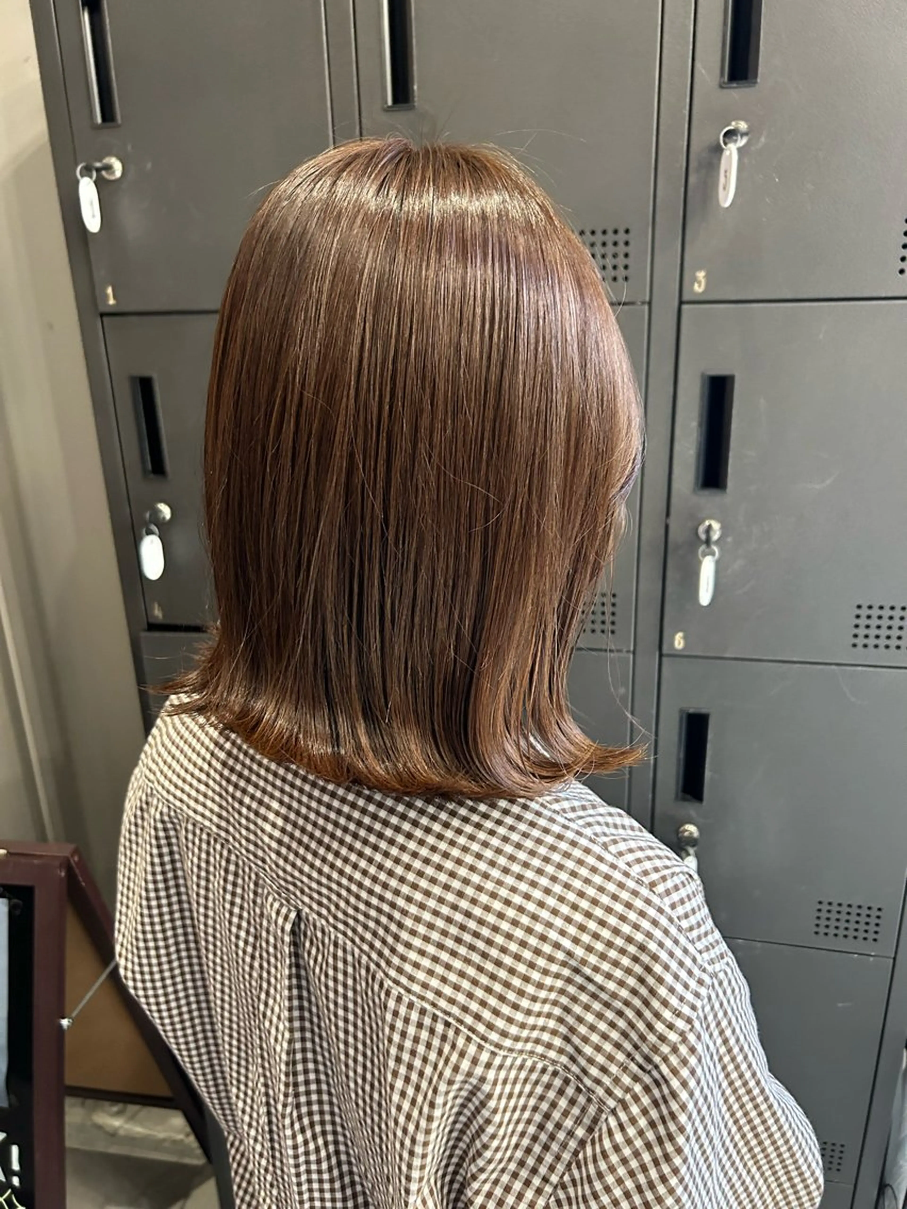 ミディアム カット ヘアカラー トリートメント 艶髪/髪質改善 yukaのヘアスタイル
