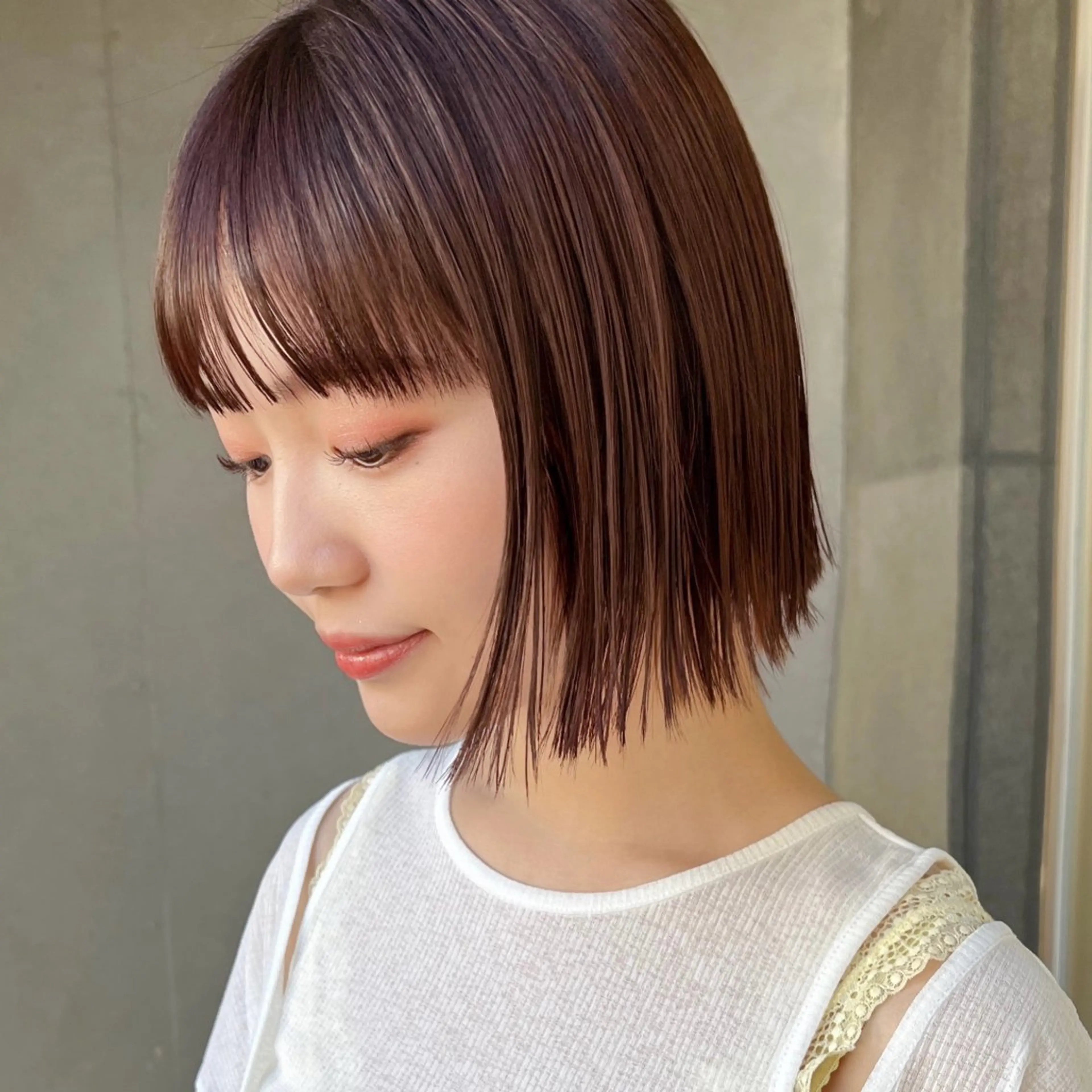 ショート カラー 切りっぱなしボブ ブラウンカラー ピンクカラー ピンクブラウン ボブ カット ヘアカラー ボブ限定🎀 エミリのヘアスタイル