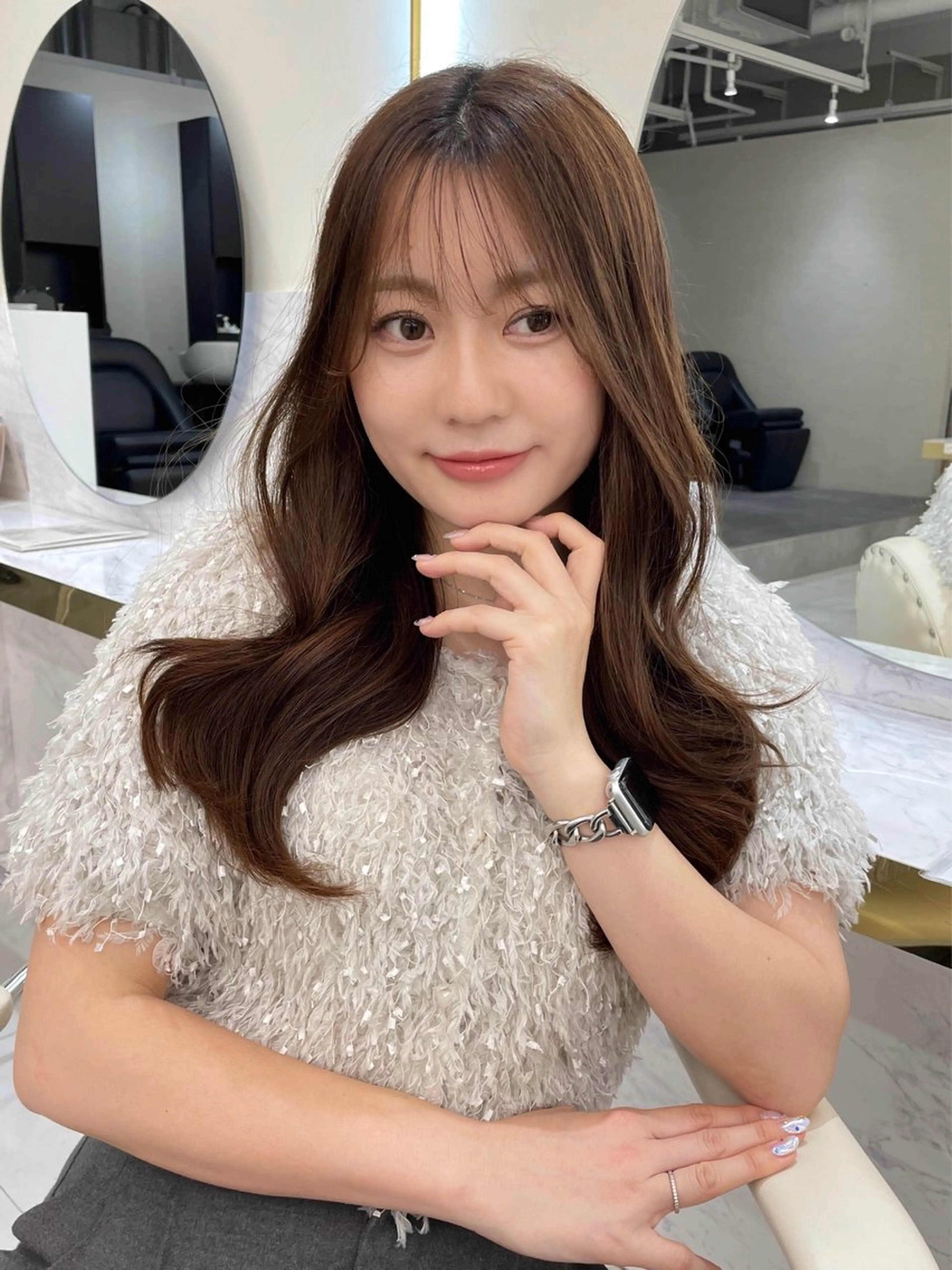 ロング カラー ヘアアレンジ アッシュ ベージュカラー ブリーチ 透明感カラー ダブルカラー カット ヘアカラー トリートメント mao透明感カラー 似合わせヘアメイクのヘアスタイル