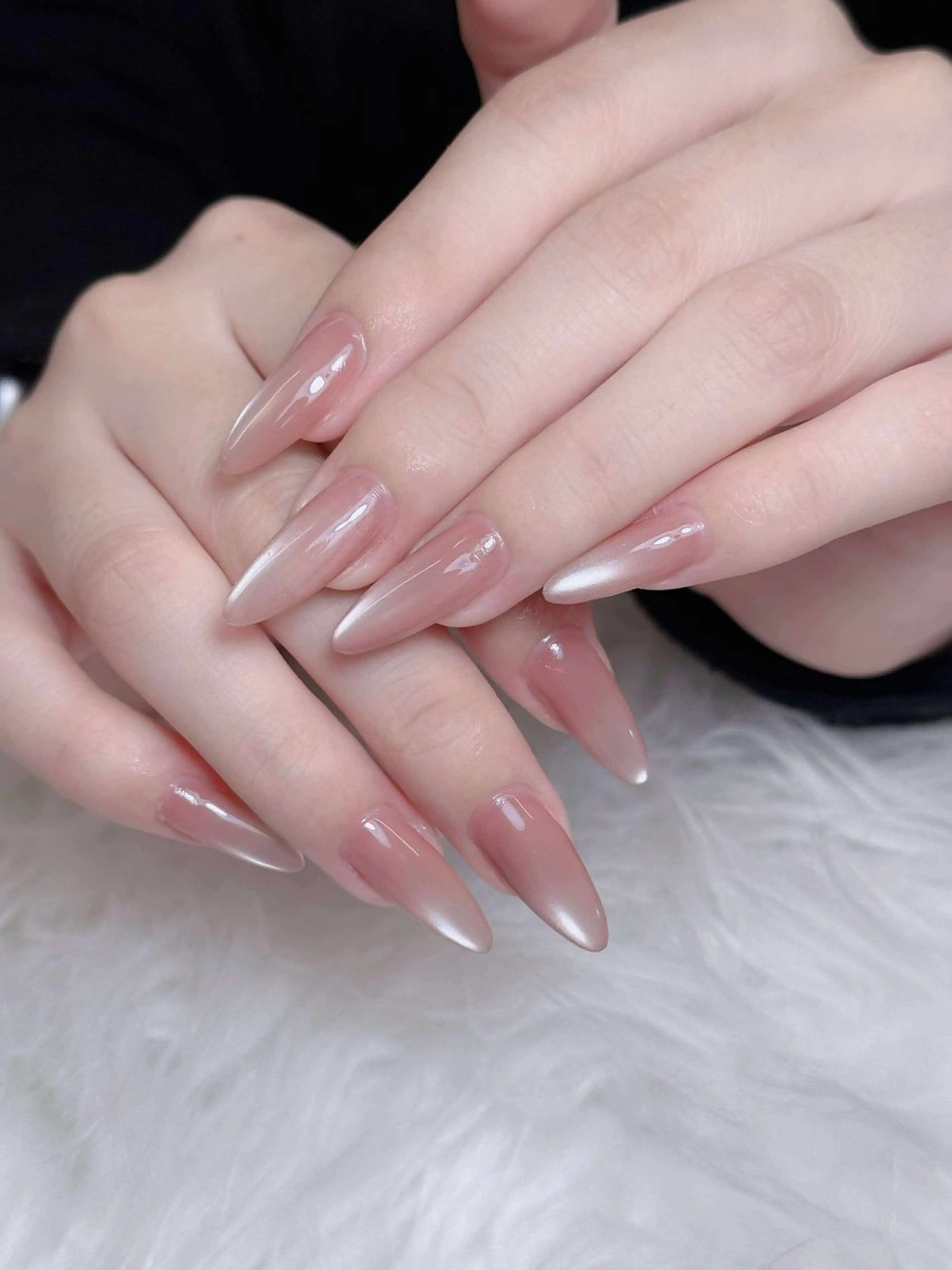 ネイル オーロラネイル チークネイル フットネイル フレンチネイル 韓国ネイル ハンドネイル Lumi Nailのネイルデザイン