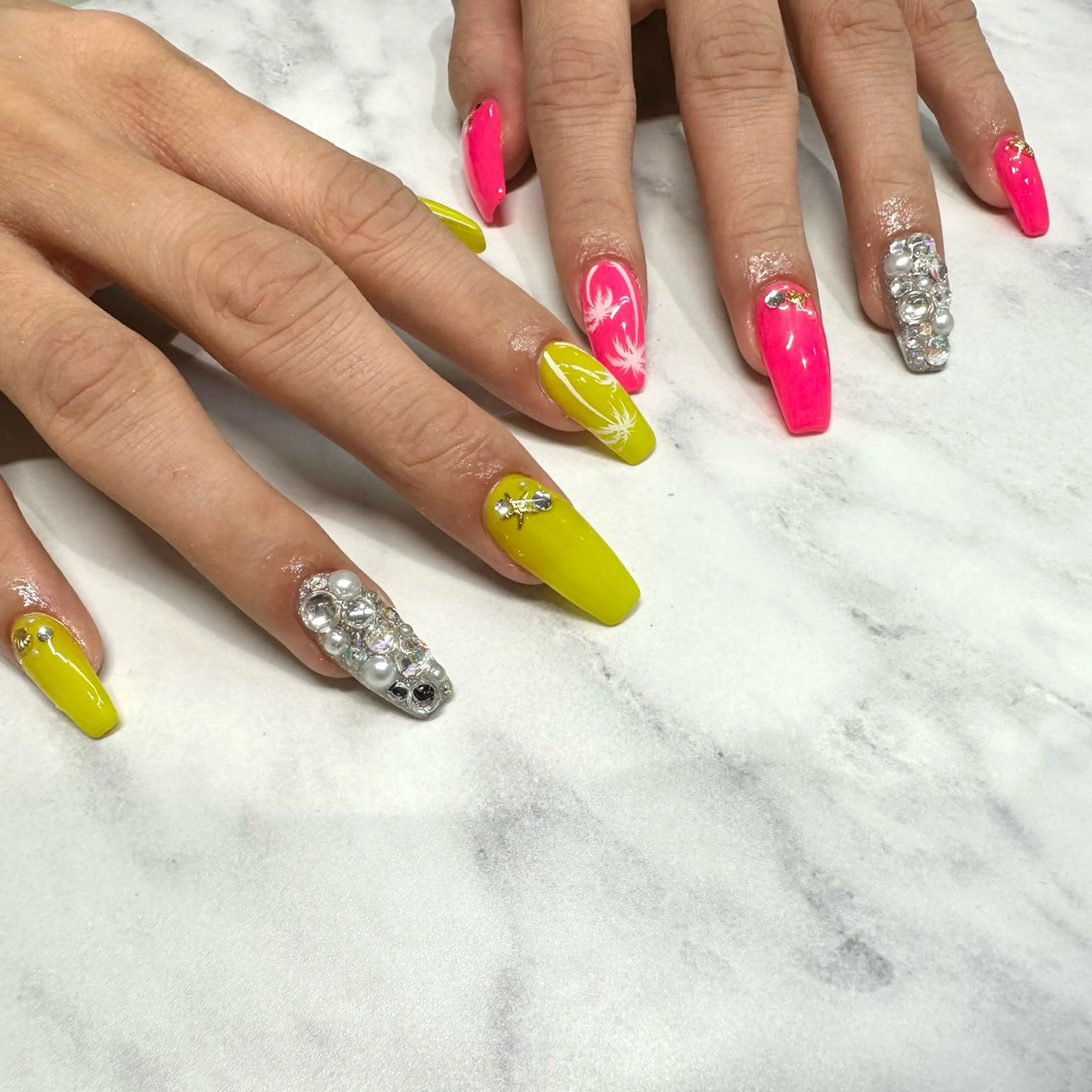 ネイル ハンドネイル Bianca浦和🎀 渋谷のネイルデザイン