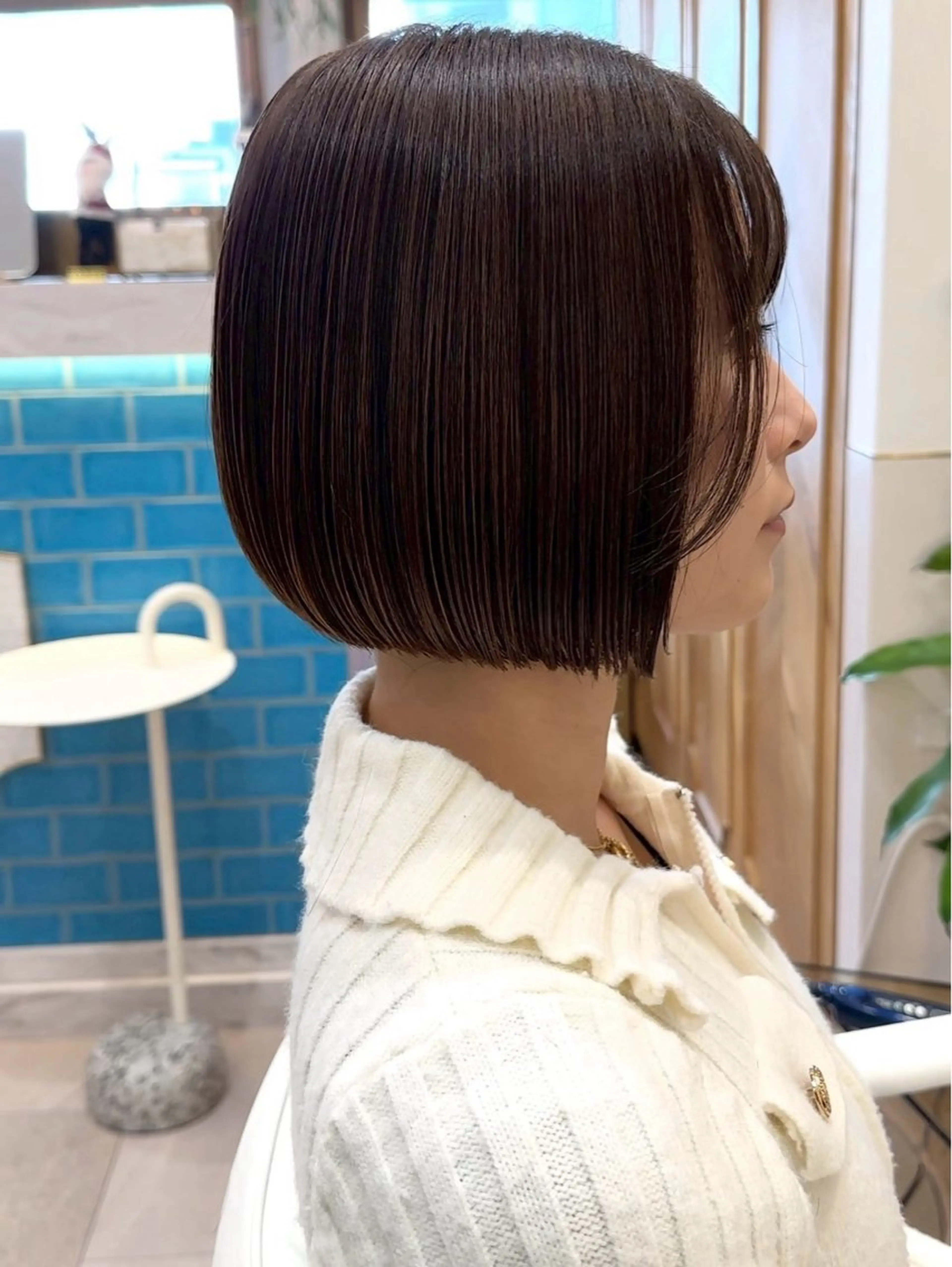 ミディアム カット ヘアカラー トリートメント Hello by Sea所属・レイヤー/艶髪/ボブ /くびれ/伊藤　勇司のヘアスタイル