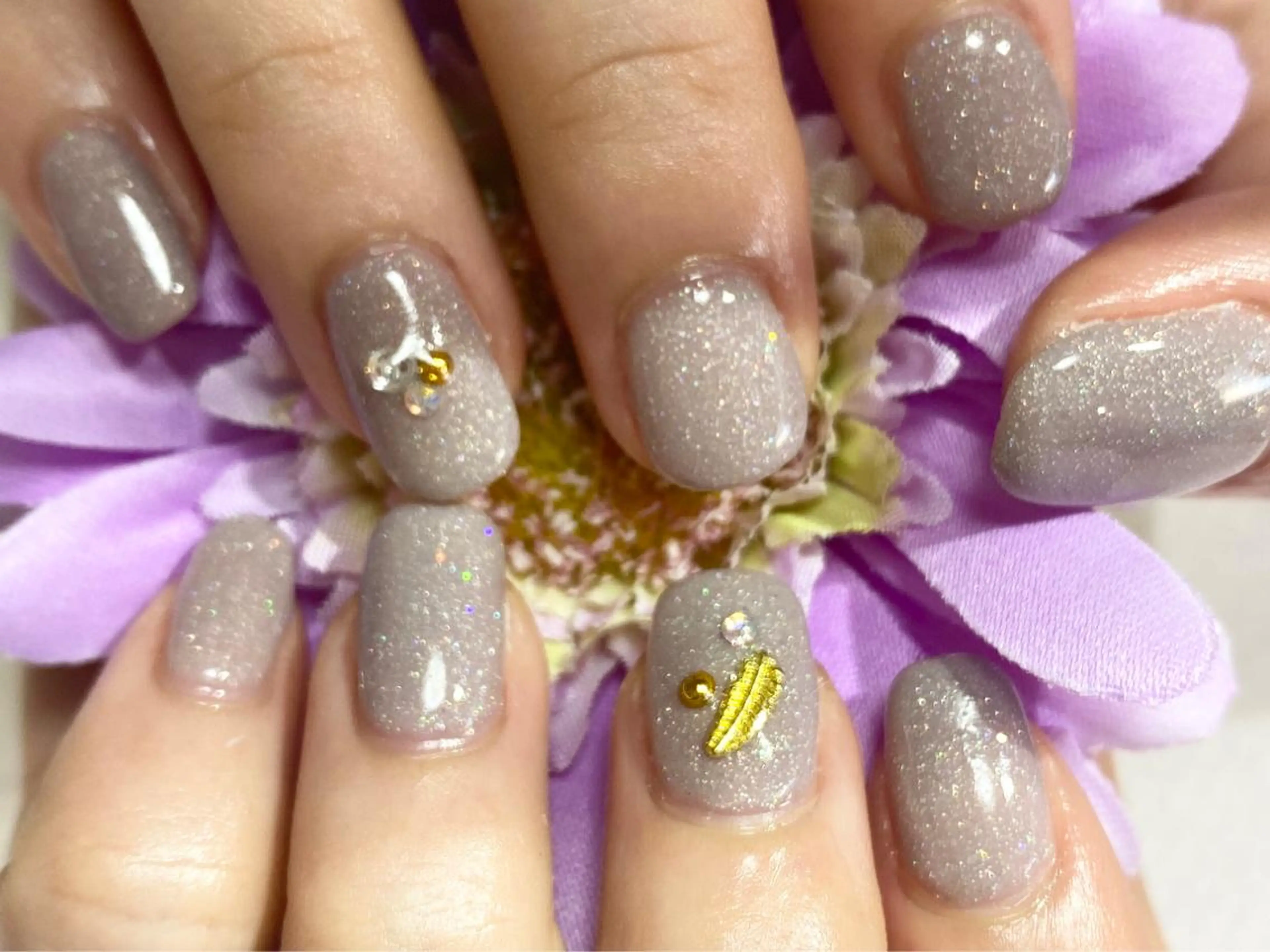 ネイル ラメ(グリッター) シンプルネイル ハンドネイル リラネイル所属・福田 美代子のネイルデザイン