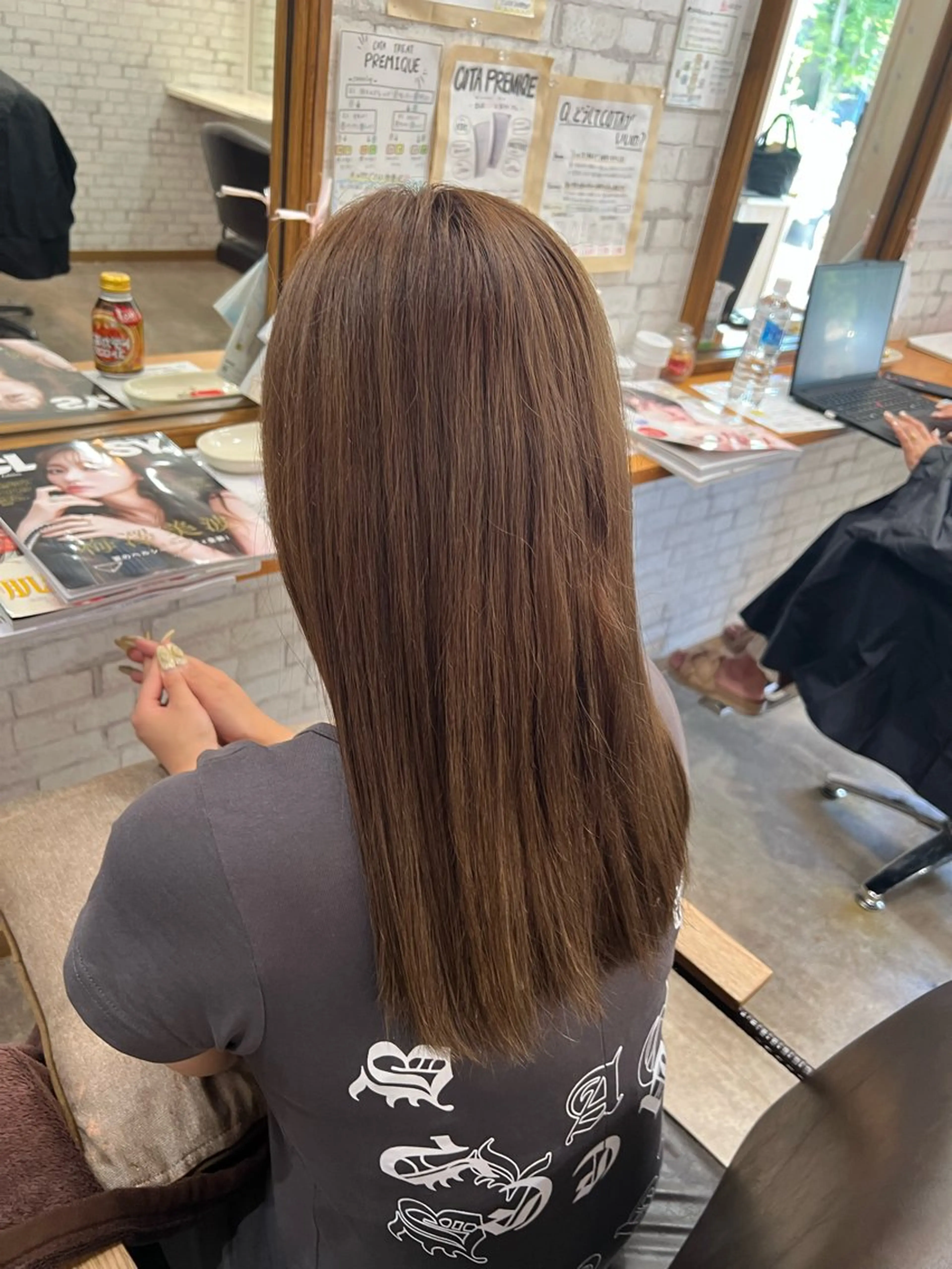 セミロング ヘアカラー Hair Design THRIRE所属・谷川 一貴のヘアスタイル