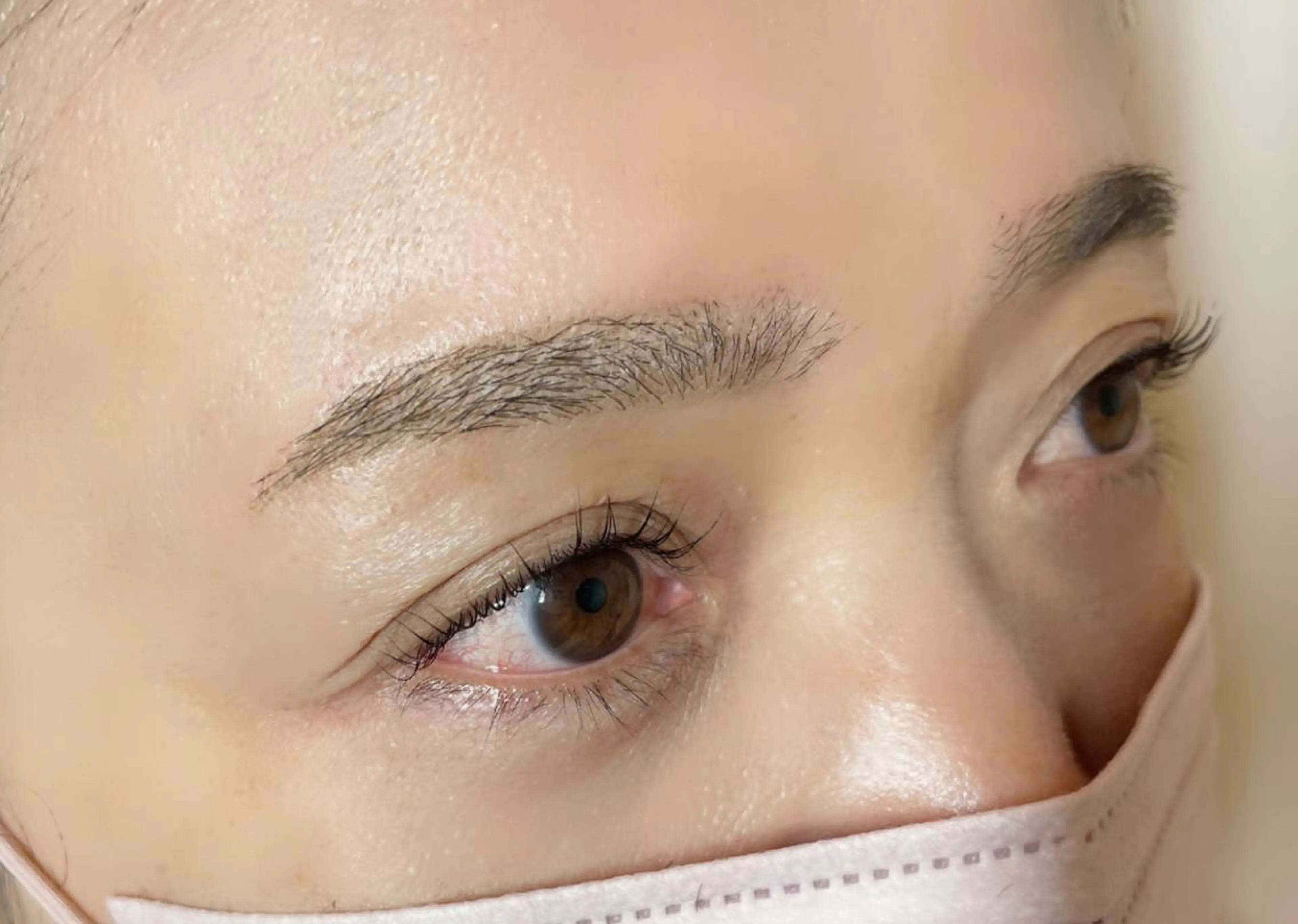 アイブロウ 眉毛ワックス脱毛 DLBEAUTY ／NANAMIのマツエク・マツパデザイン
