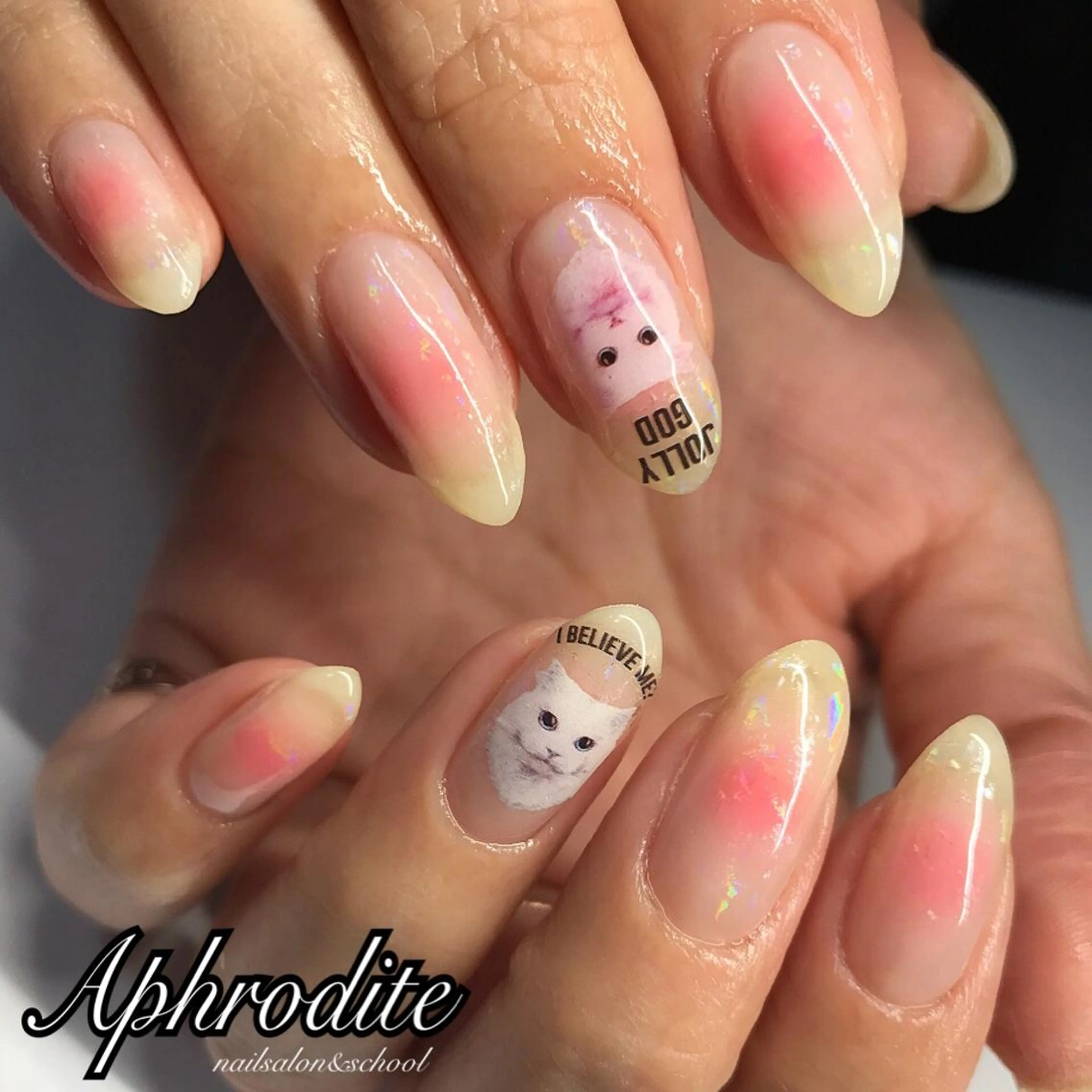 ネイル チークネイル APHRODITE Nagisaのネイルデザイン