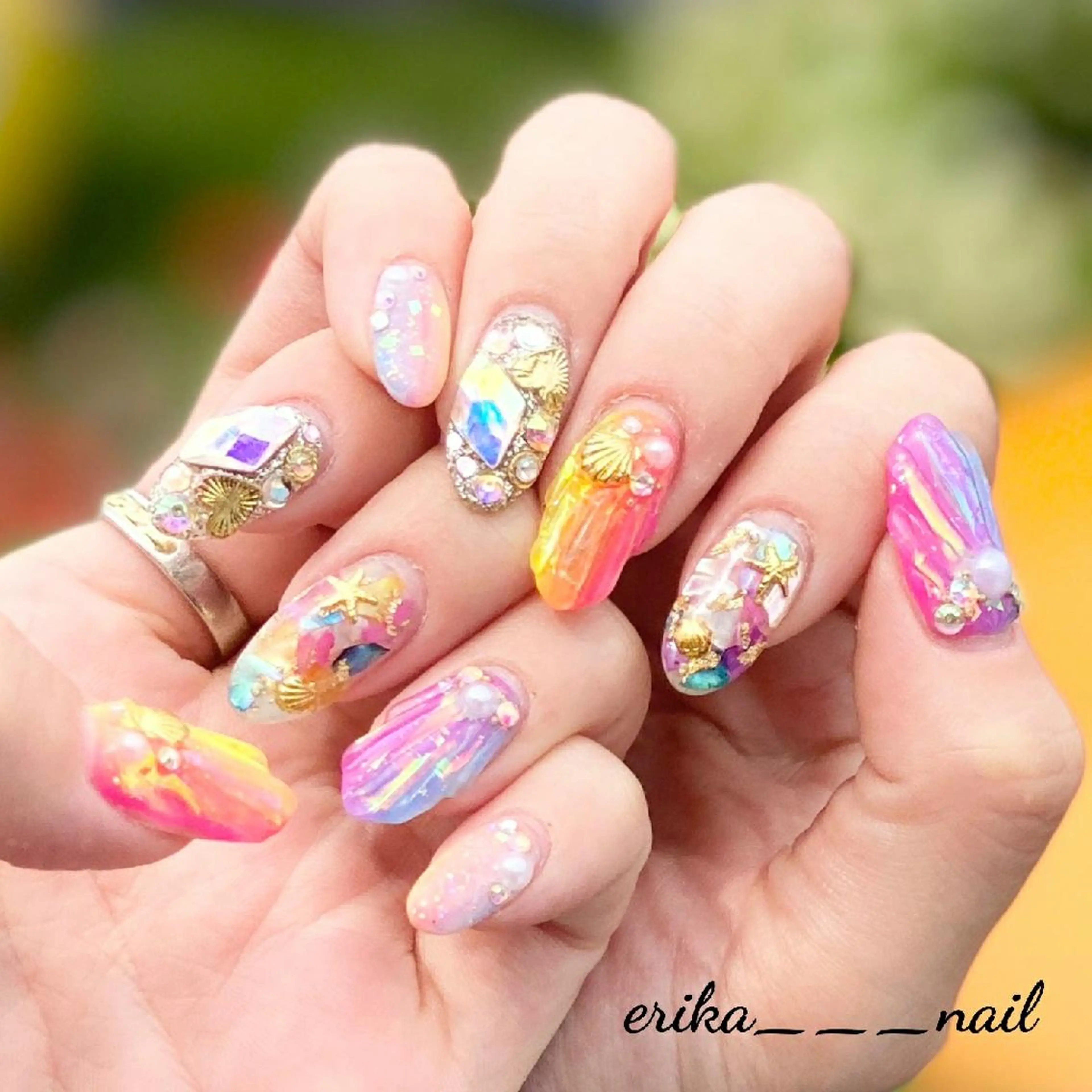 ネイル 稲垣 江梨花のネイルデザイン