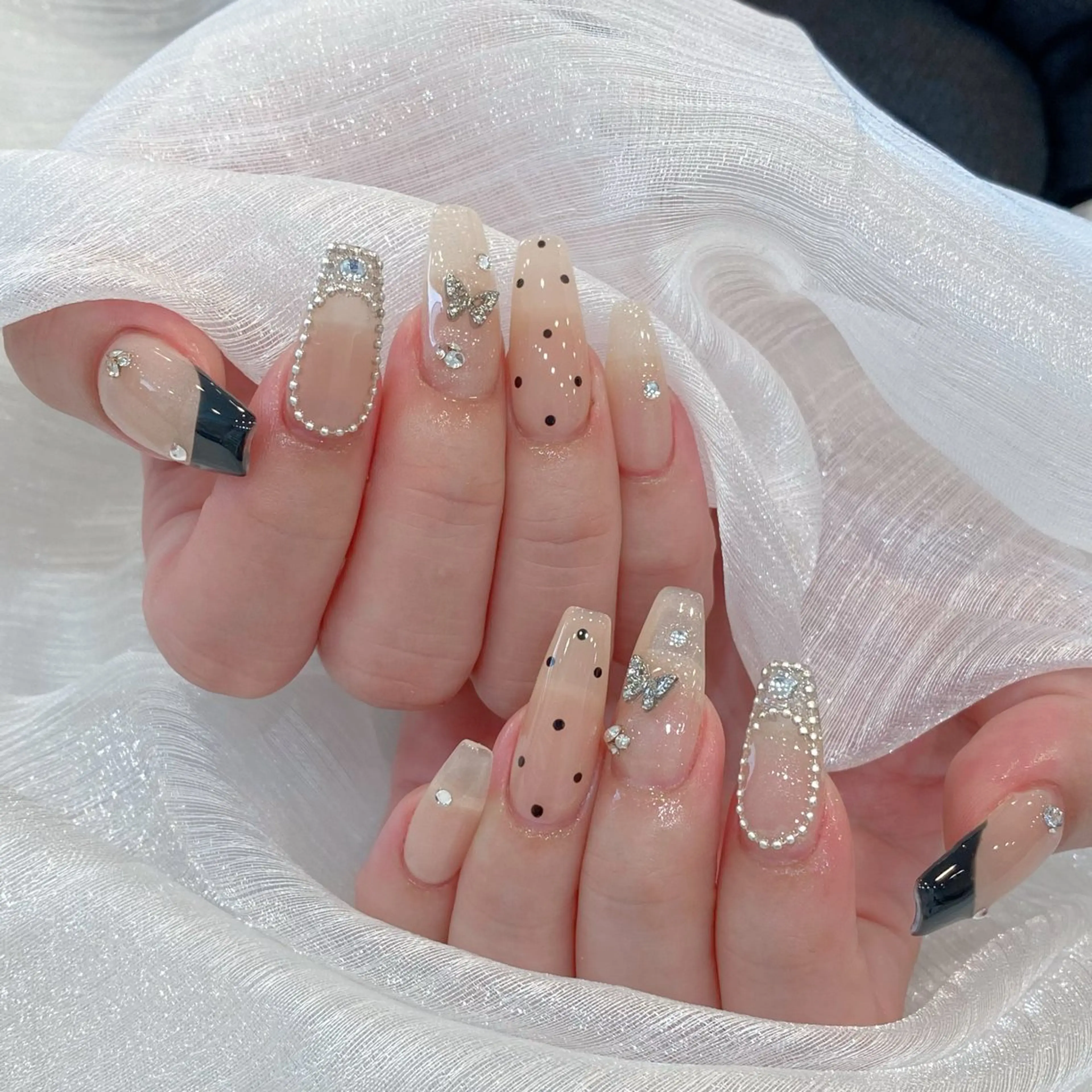 ネイル Annailsalon所属・E miのネイルデザイン