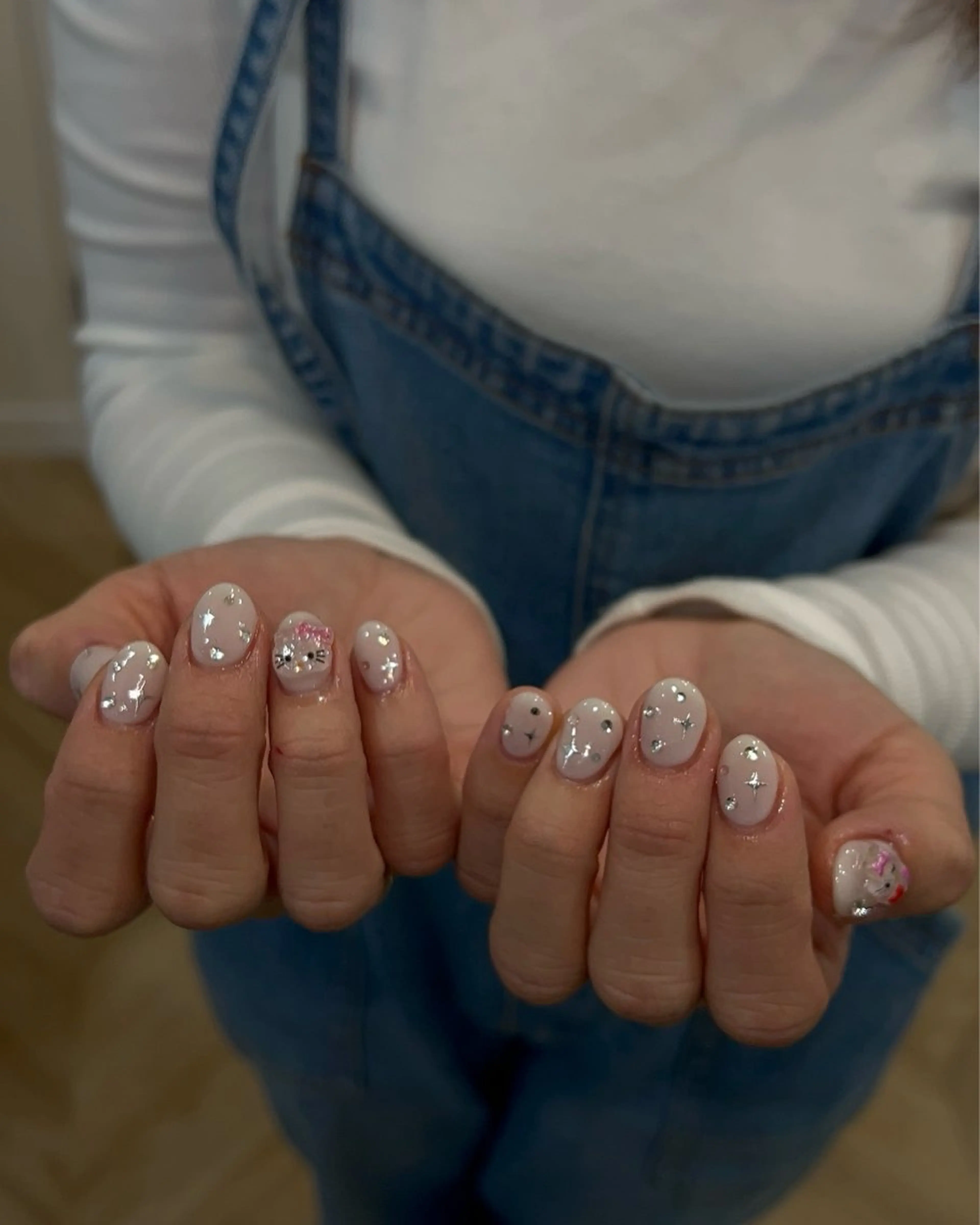 ネイル ハンドネイル フットネイル ハンドケア Nes.Nail所属・Miyagi Asamiのネイルデザイン