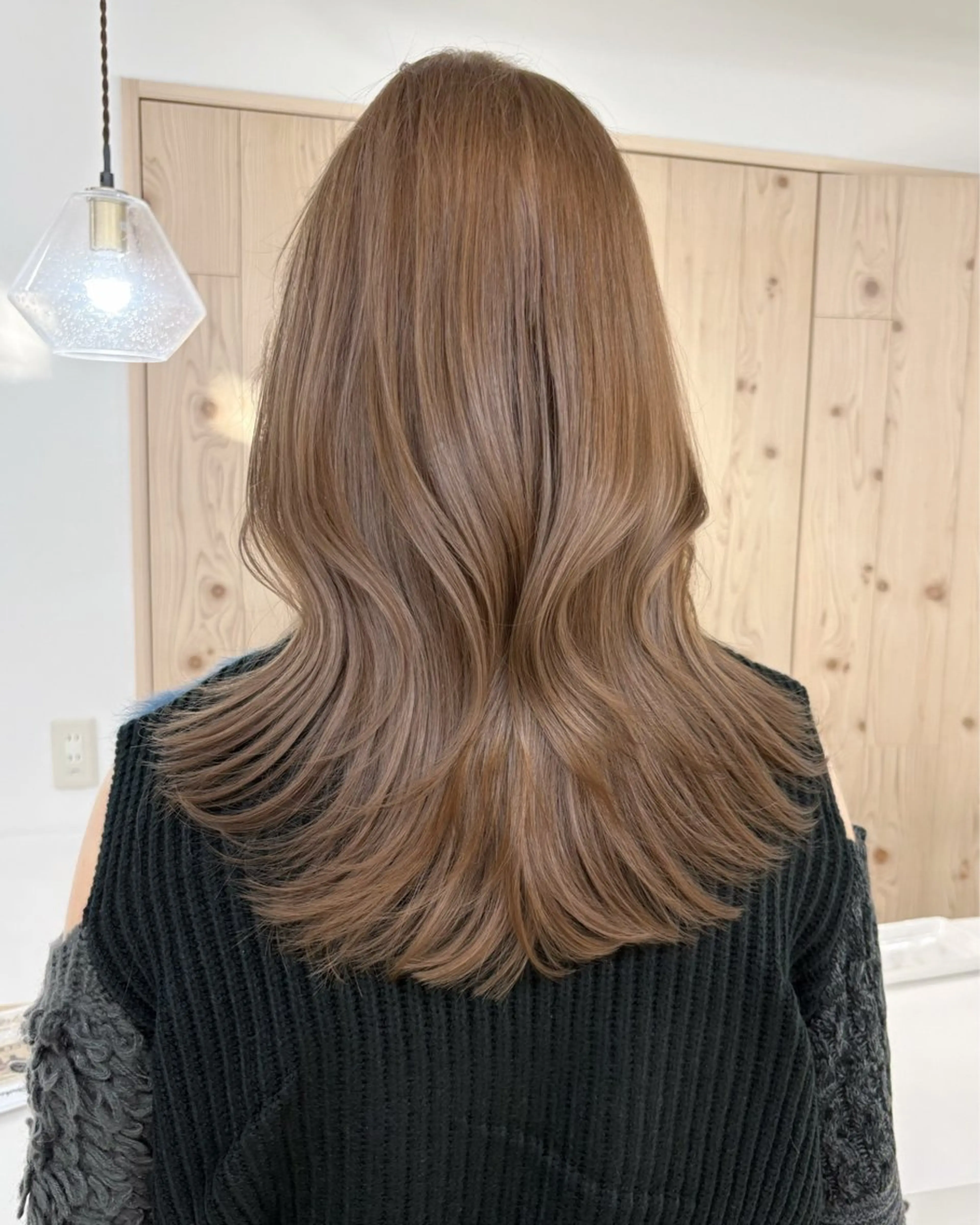 ロング カラー カット ヘアカラー トリートメント ヘアセット 新宿/韓国ヘア/ 髪質改善ストレートのヘアスタイル