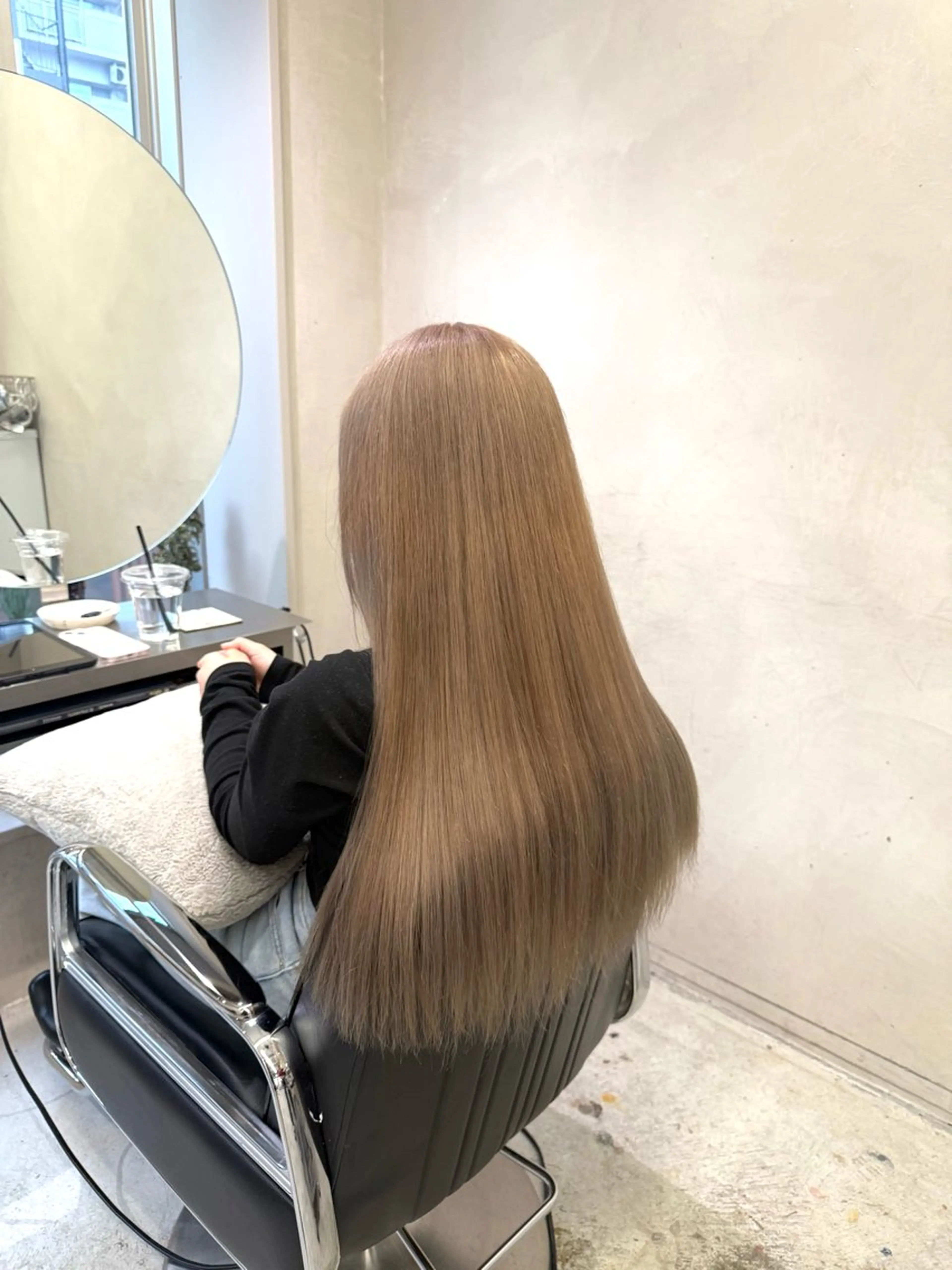ロング 佐川 雪月のヘアスタイル