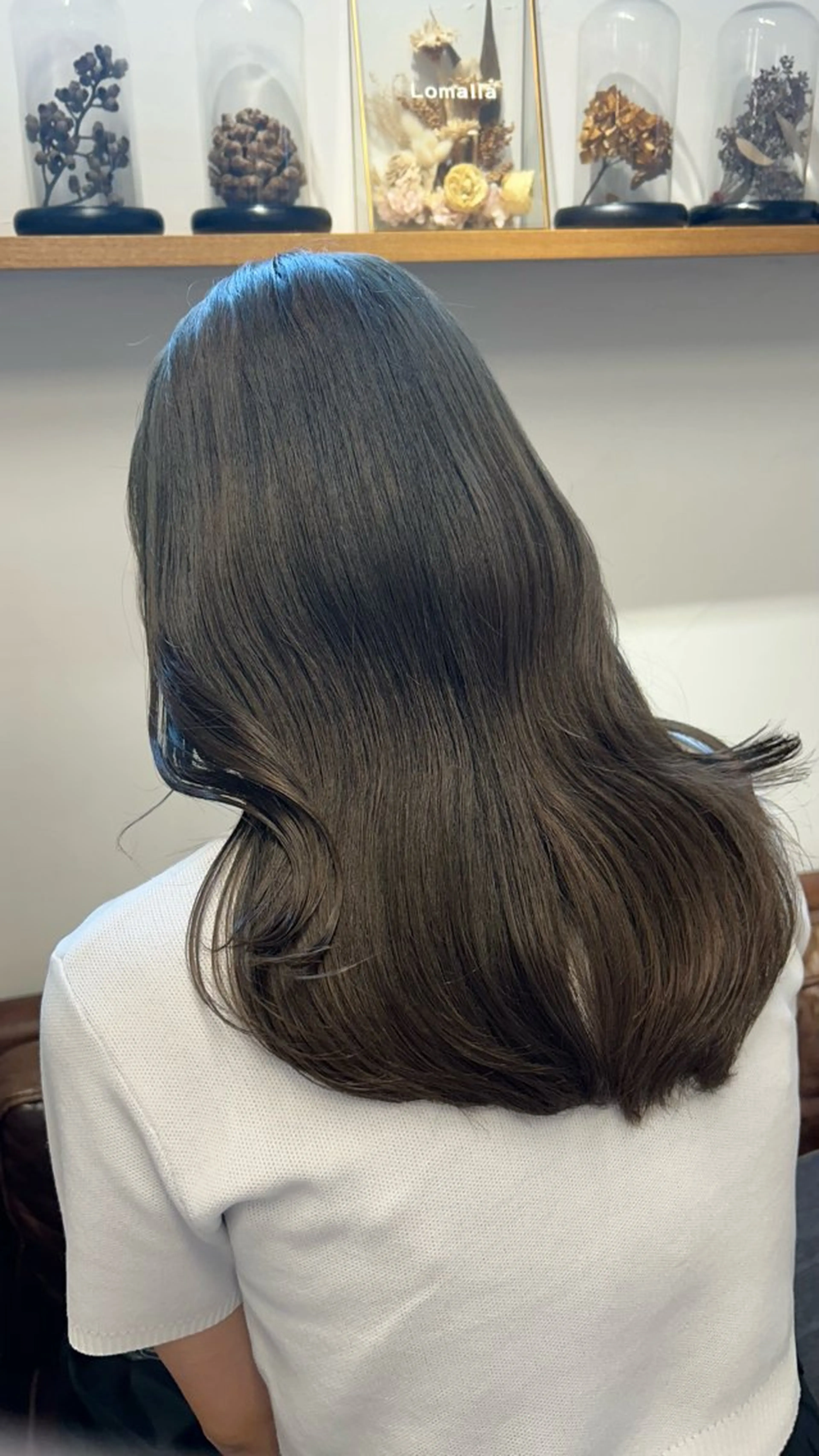 セミロング ヘアカラー トリートメント Lomalia Yuukaのヘアスタイル