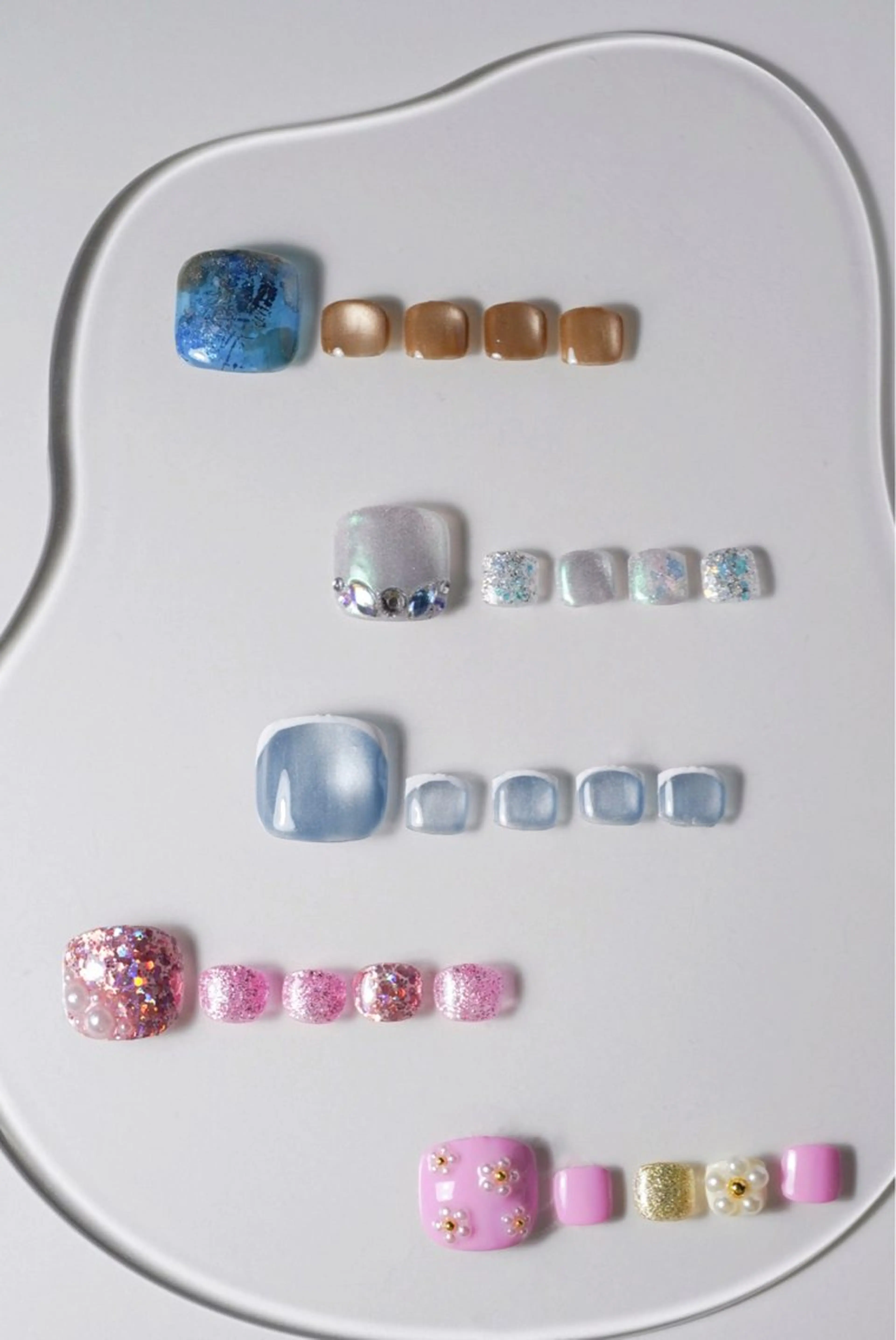 ミディアム フットネイル Re nail所属・Re nailのネイルデザイン