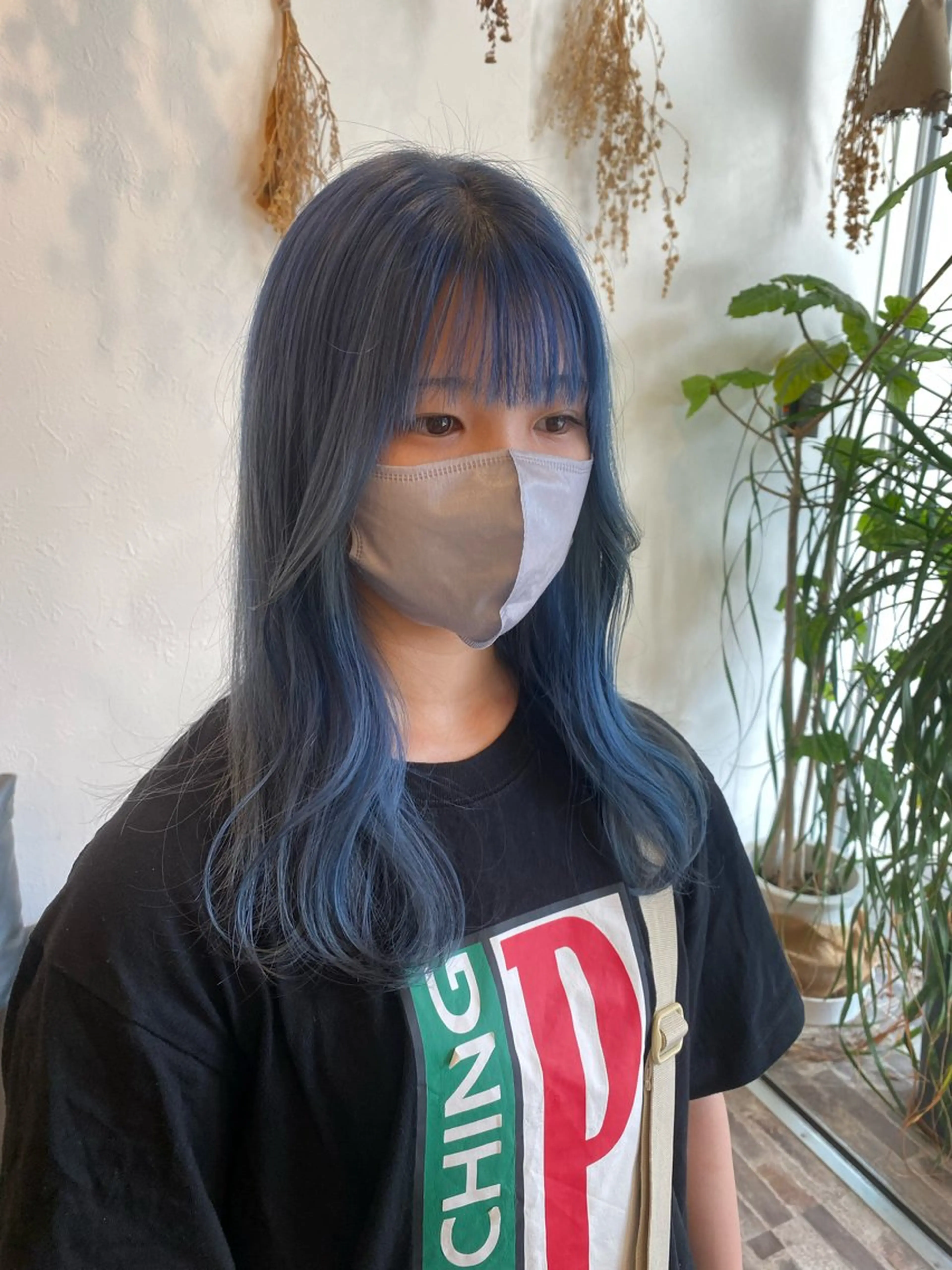 セミロング ヘアカラー botan🦖*･ amiのヘアスタイル