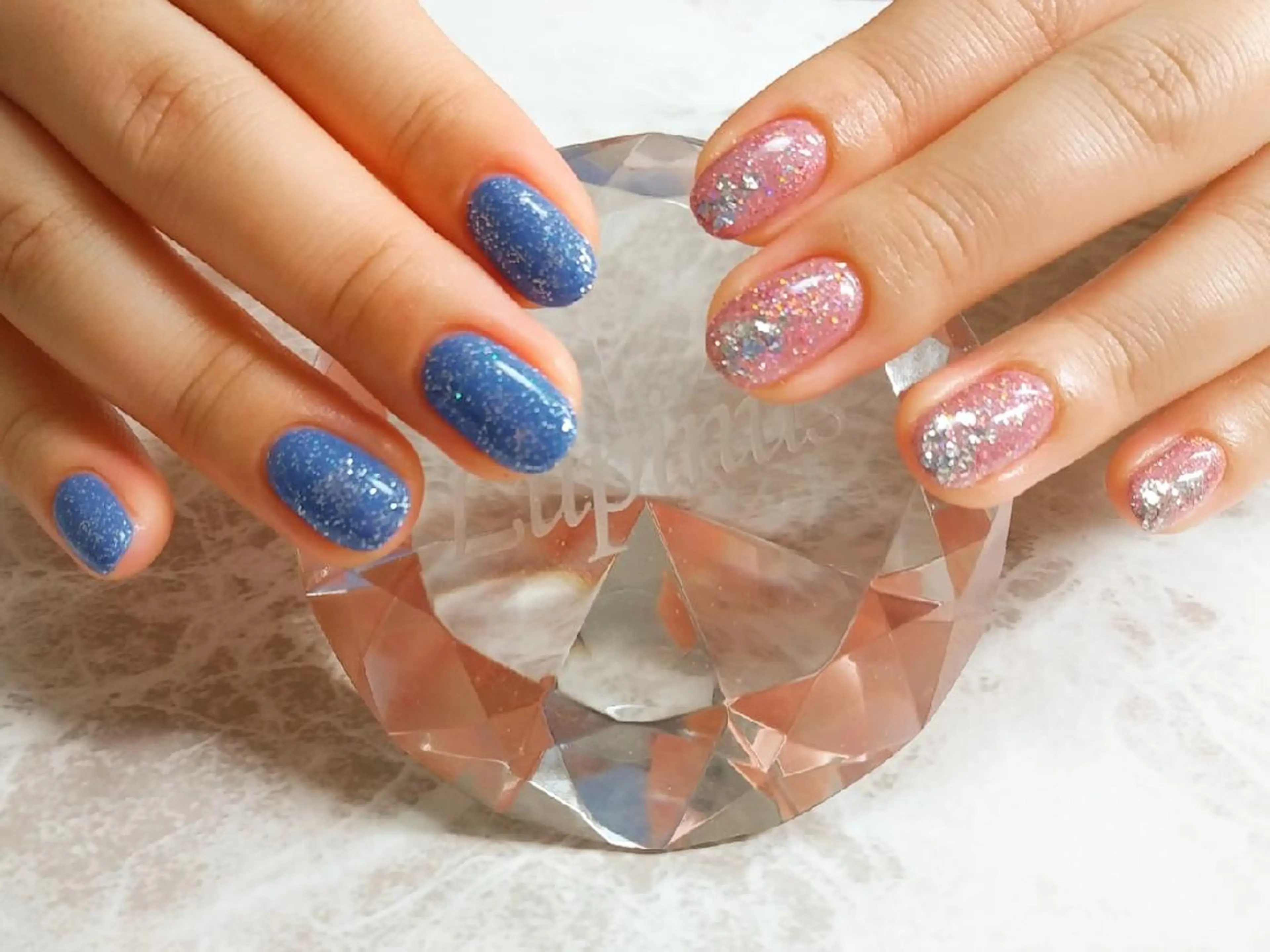 ネイル キラキラネイル ラメ(グリッター) Lupinus所属・Lupinus ルピナスのネイルデザイン