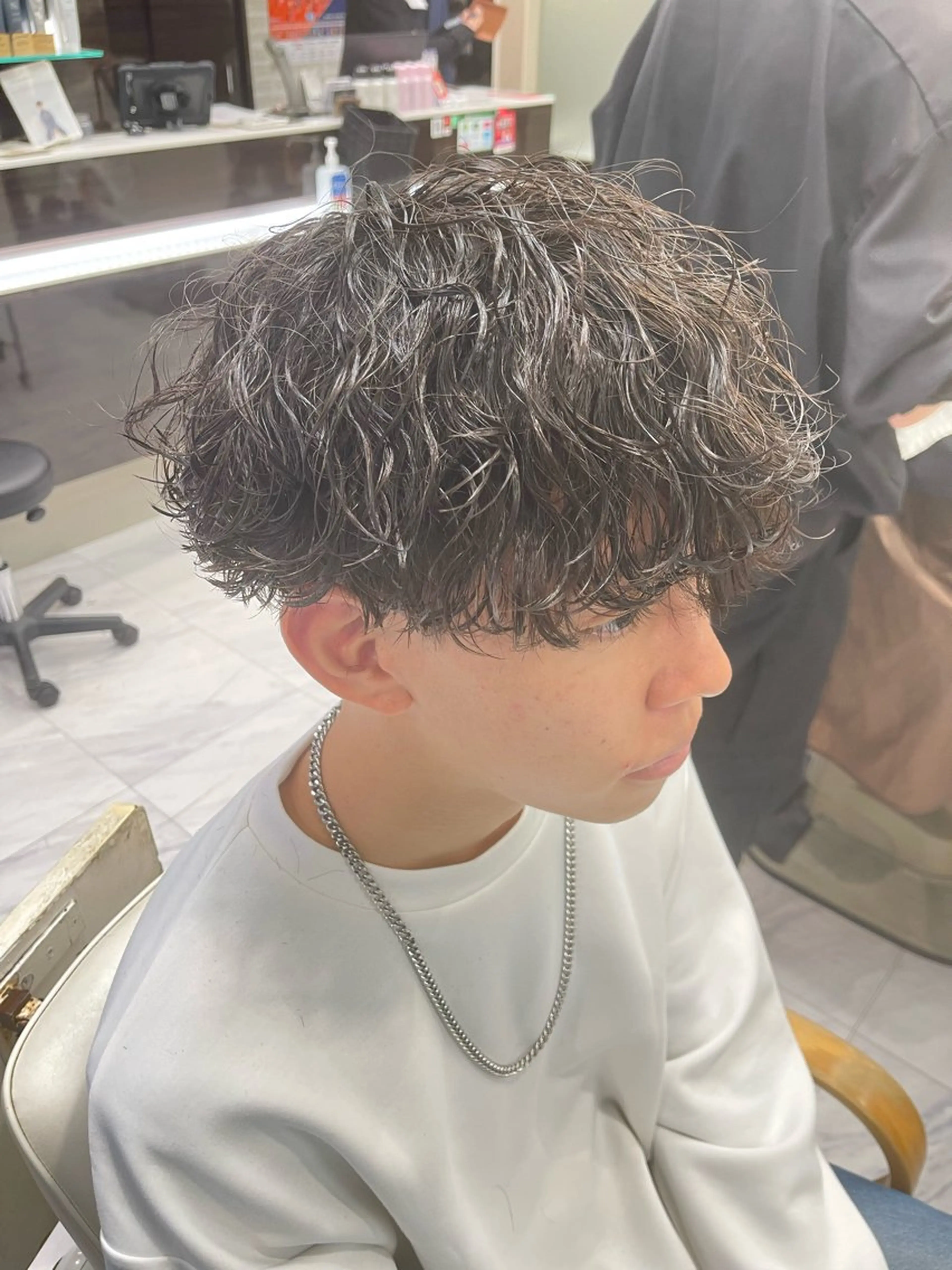 ショート パーマ メンズ メンズパーマ 波巻きパーマ カット パーマ トリートメント 🌻メンズカット 落合諒🌻のヘアスタイル