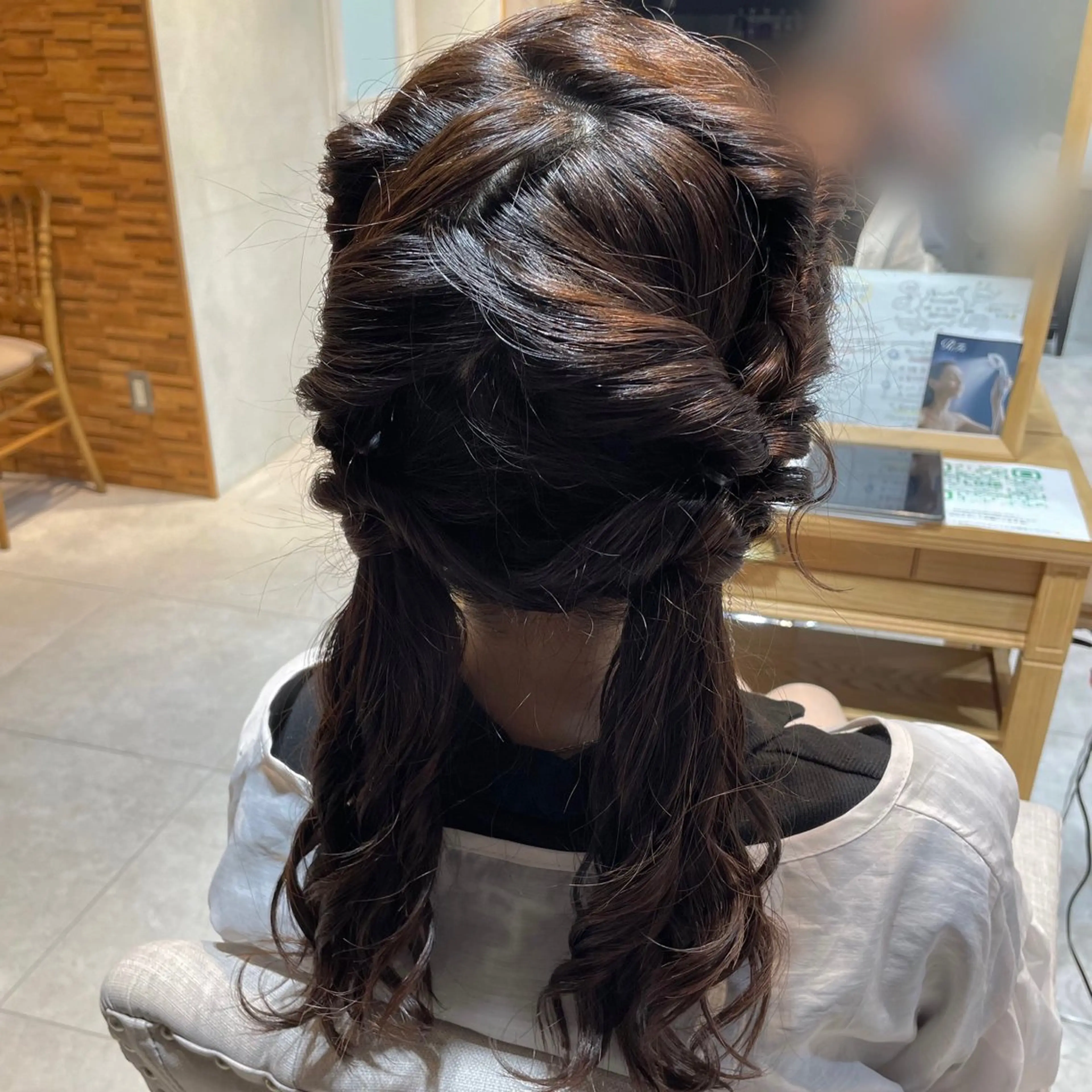 ヘアアレンジ ヘアセット 佐々木 悠莉のヘアスタイル