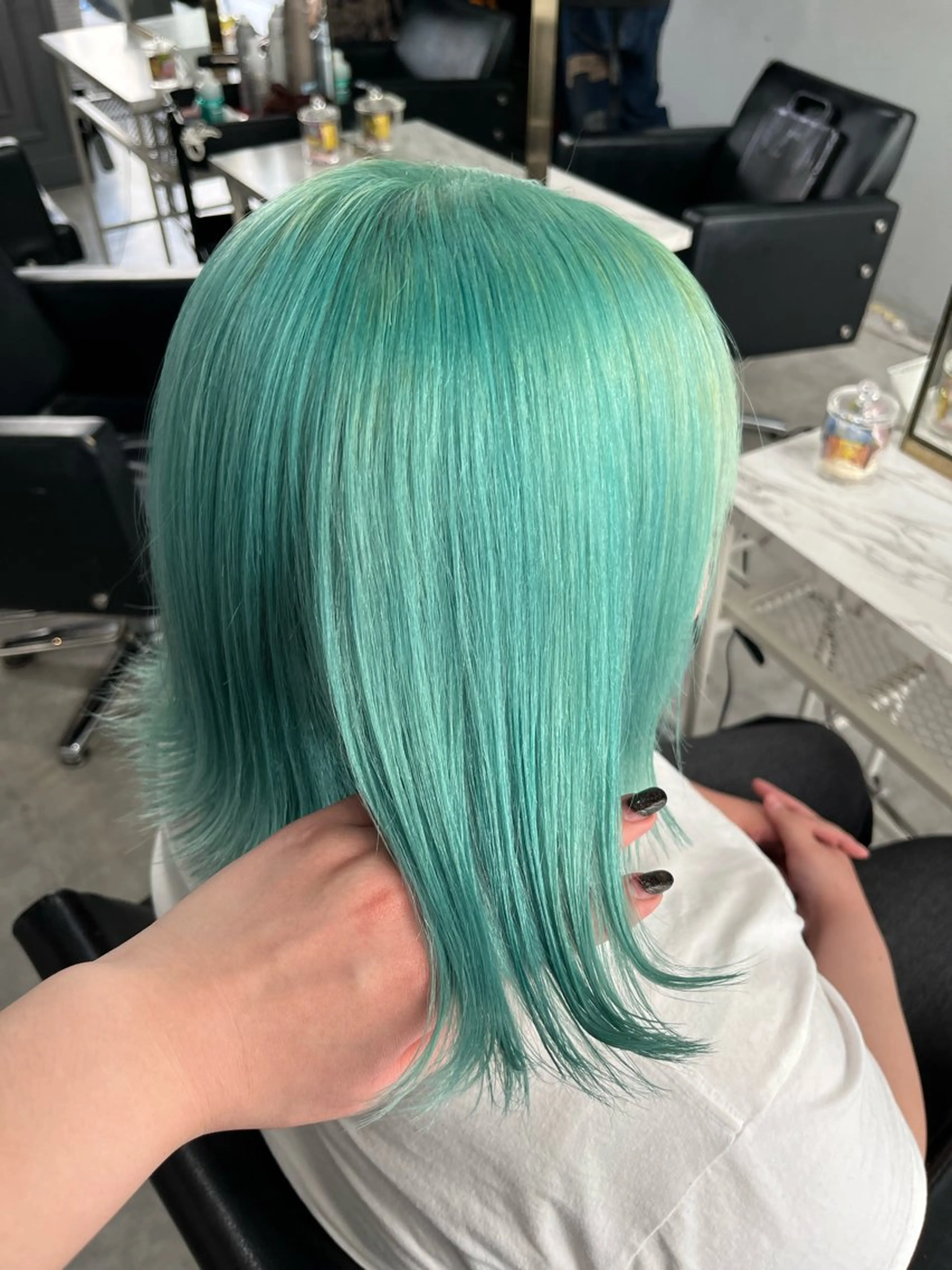 ショート カラー ヘアカラー トリートメント ヘアセット 🎀透明感ブリーチ カラー🎀ミズキのヘアスタイル