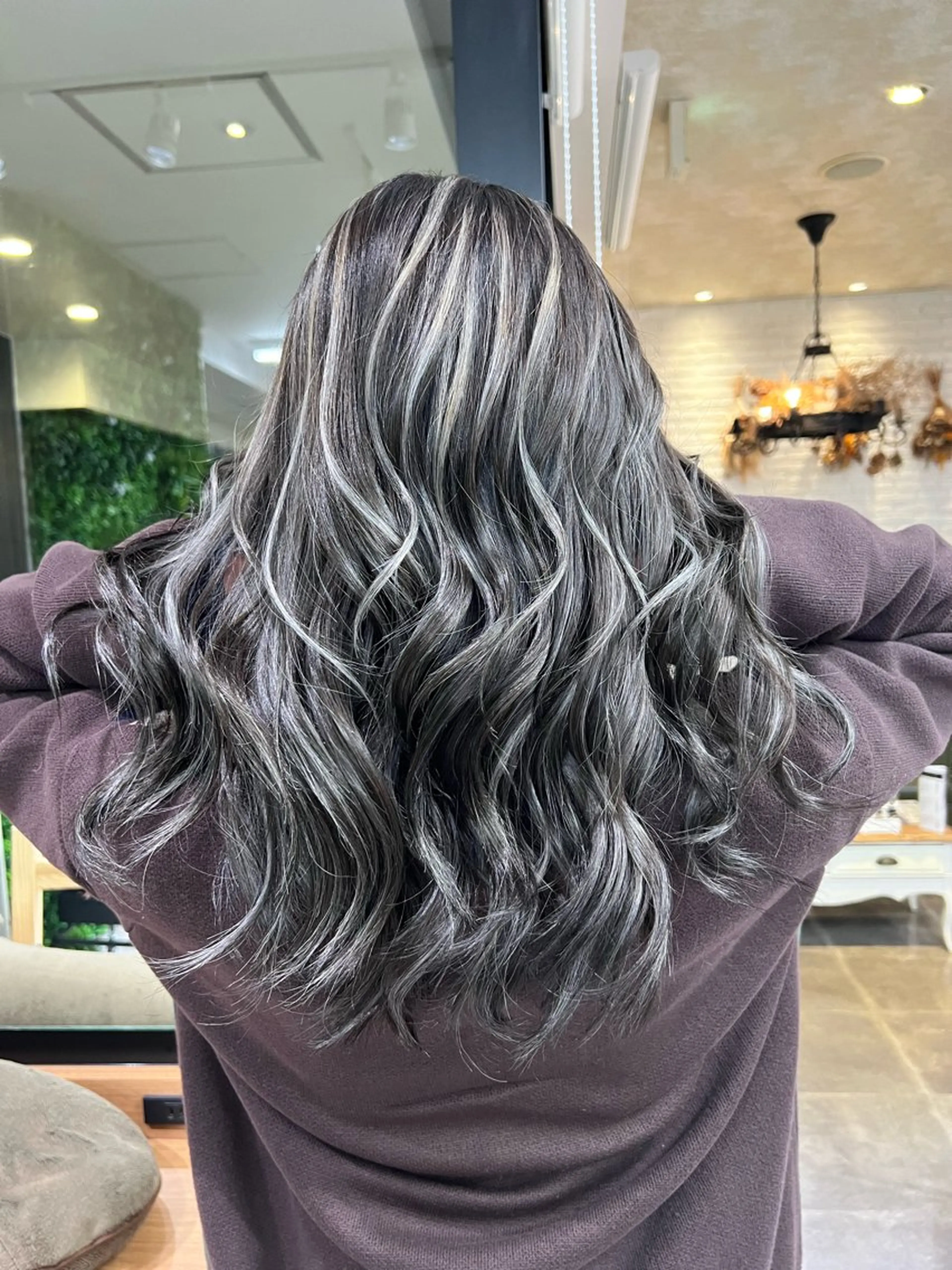 ロング カラー ヘアカラー RAF TOKYO 2nd 今泉店所属・RAF KAEDEのヘアスタイル