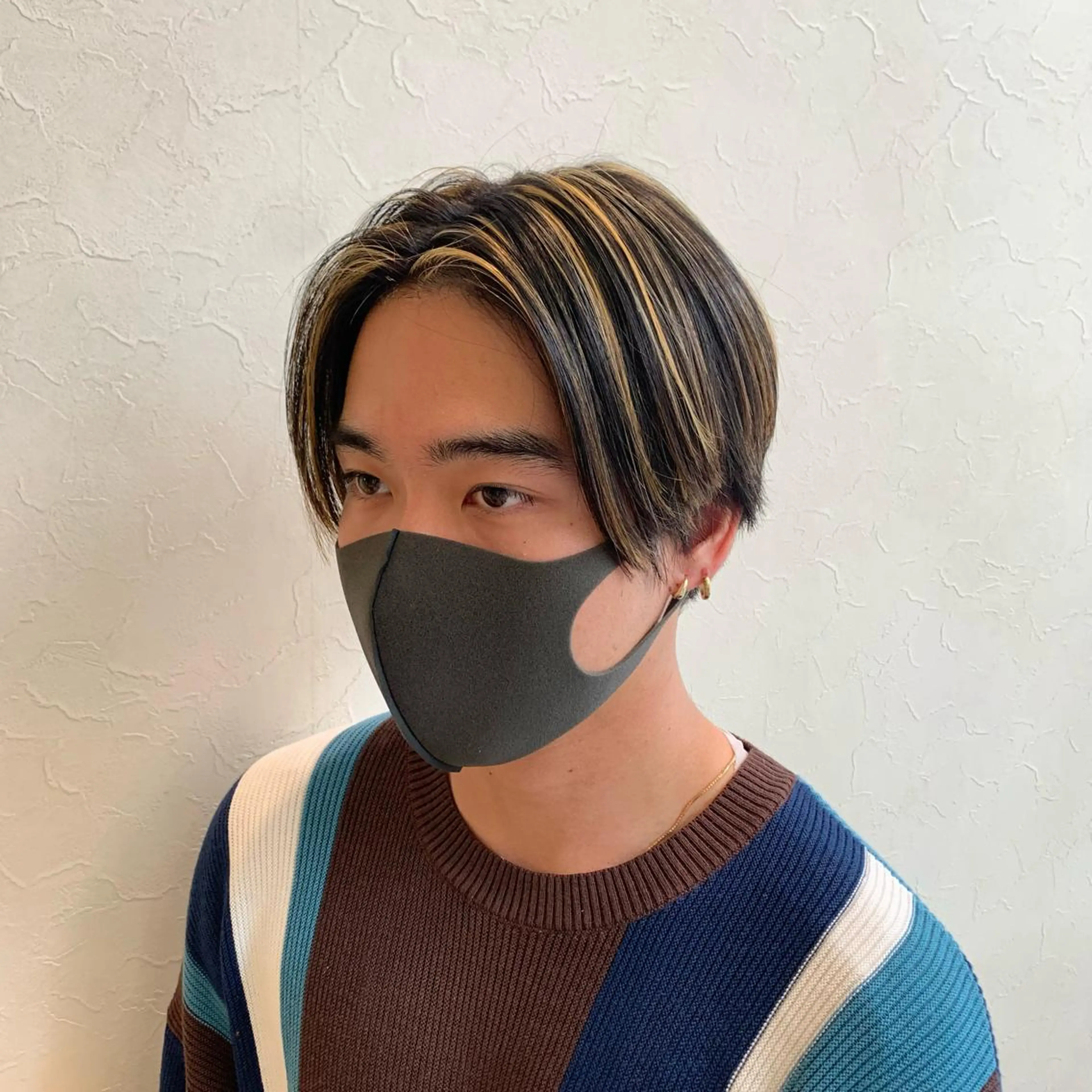 カラー メンズ メンズメッシュ メッシュ カット ヘアカラー Liberty 店長 TAJIMAのヘアスタイル