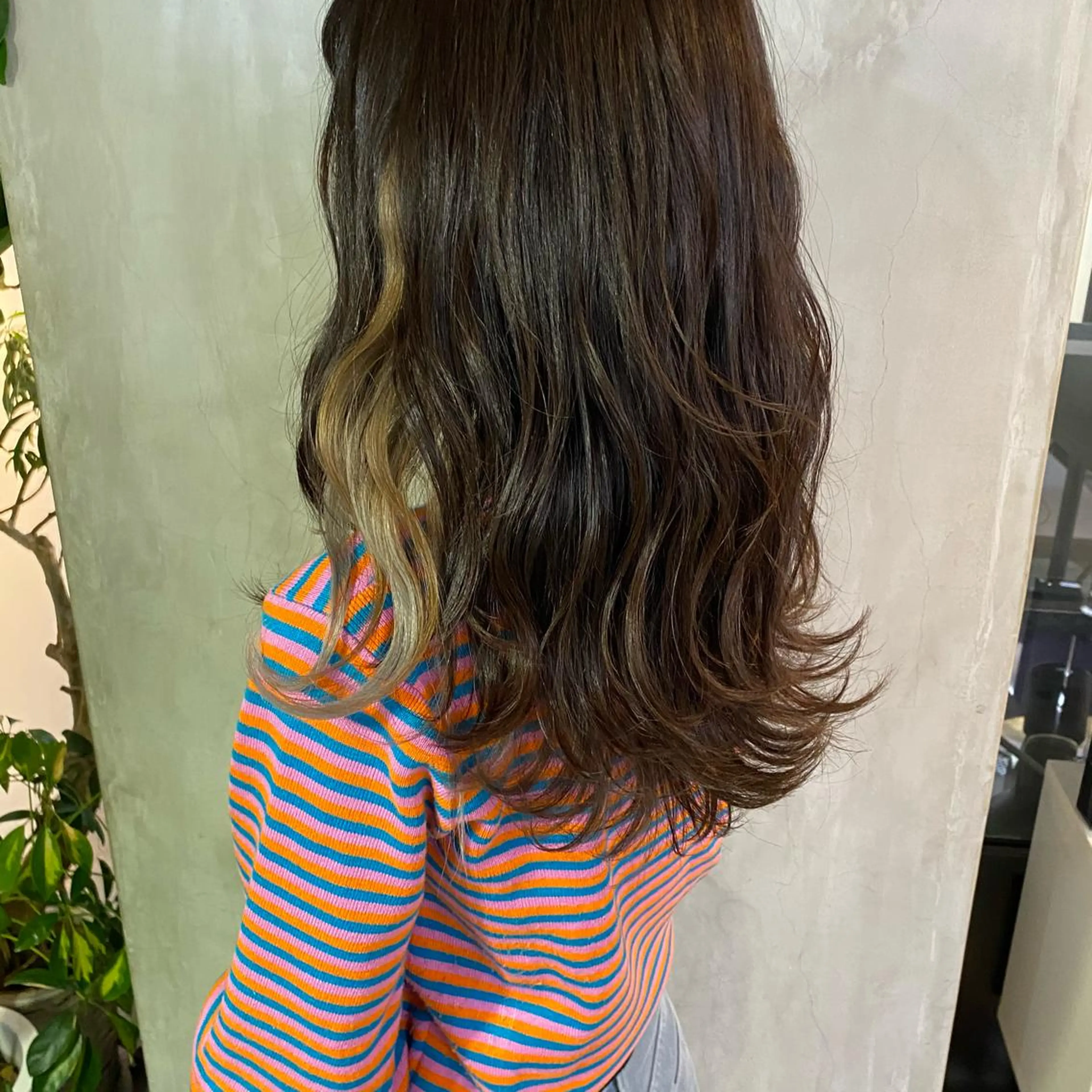 ロング カラー ヘアアレンジ ヘアカラー 切りっぱなしボブ/ デザインカラー店長のヘアスタイル