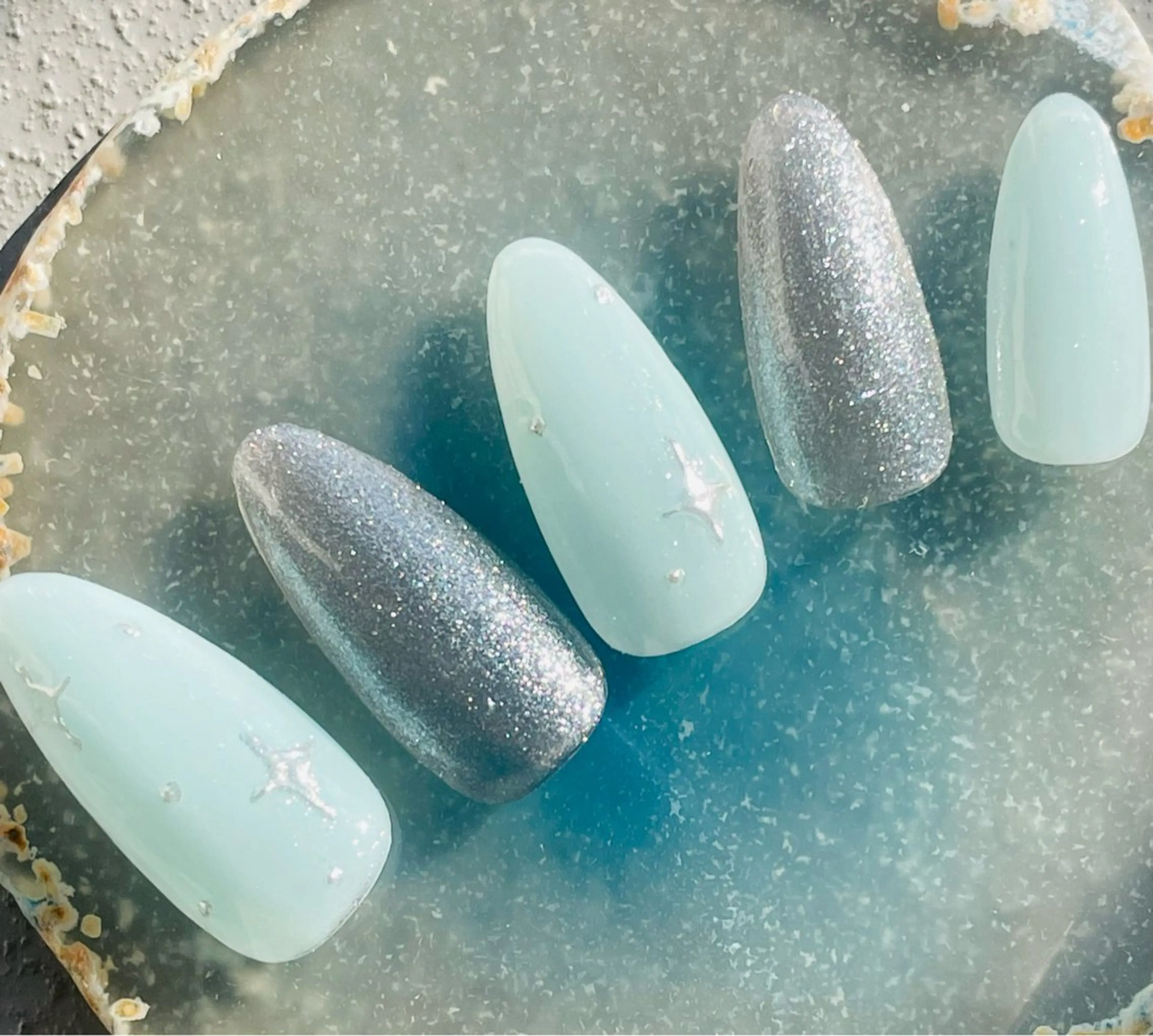ネイル ブルー ミラーネイル シンプルネイル 冬ネイル koto nails所属・koto nailsのネイルデザイン